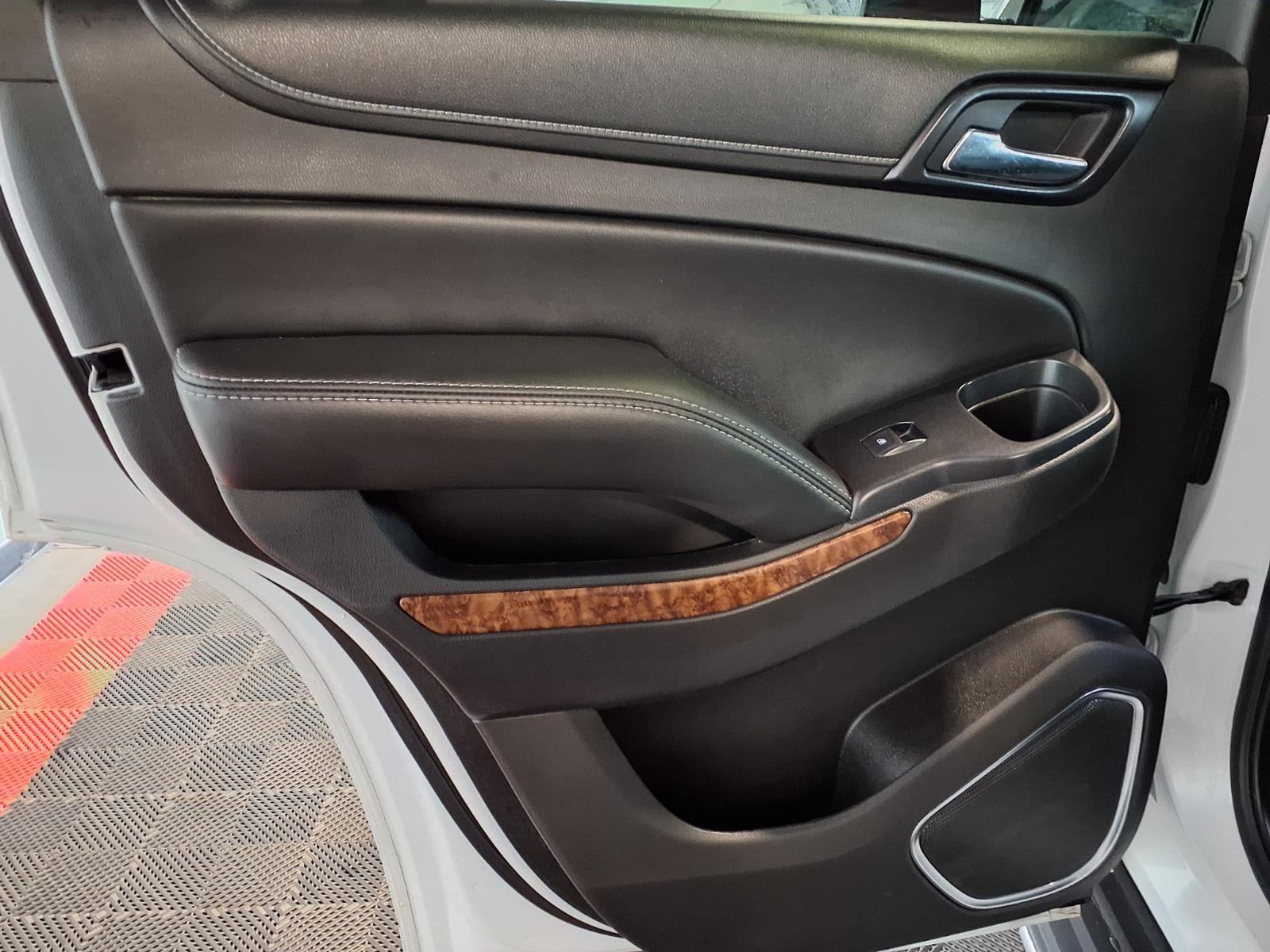 2017 Chevrolet Tahoe Premier - Iridescent Pearl Tricoat exterior view 18