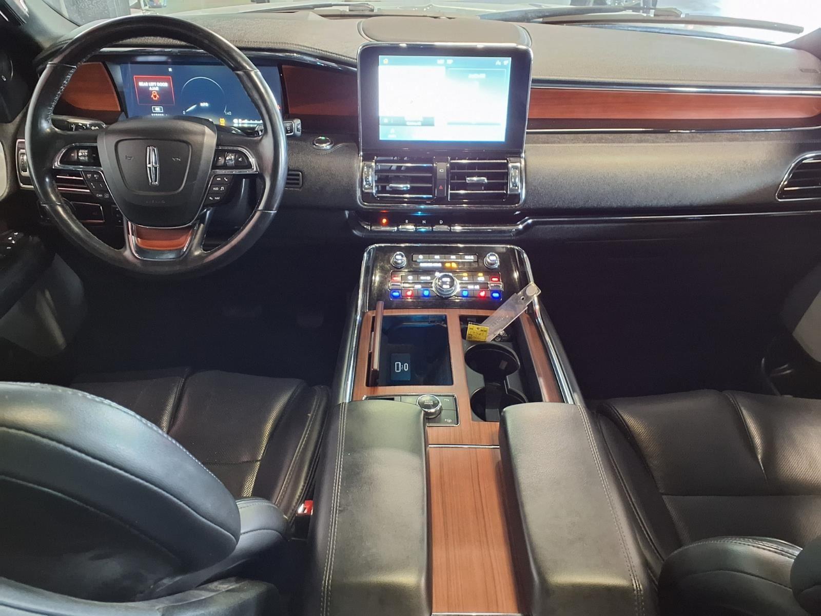 2020 Lincoln Navigator Reserve - Blue Diamond exterior view 19