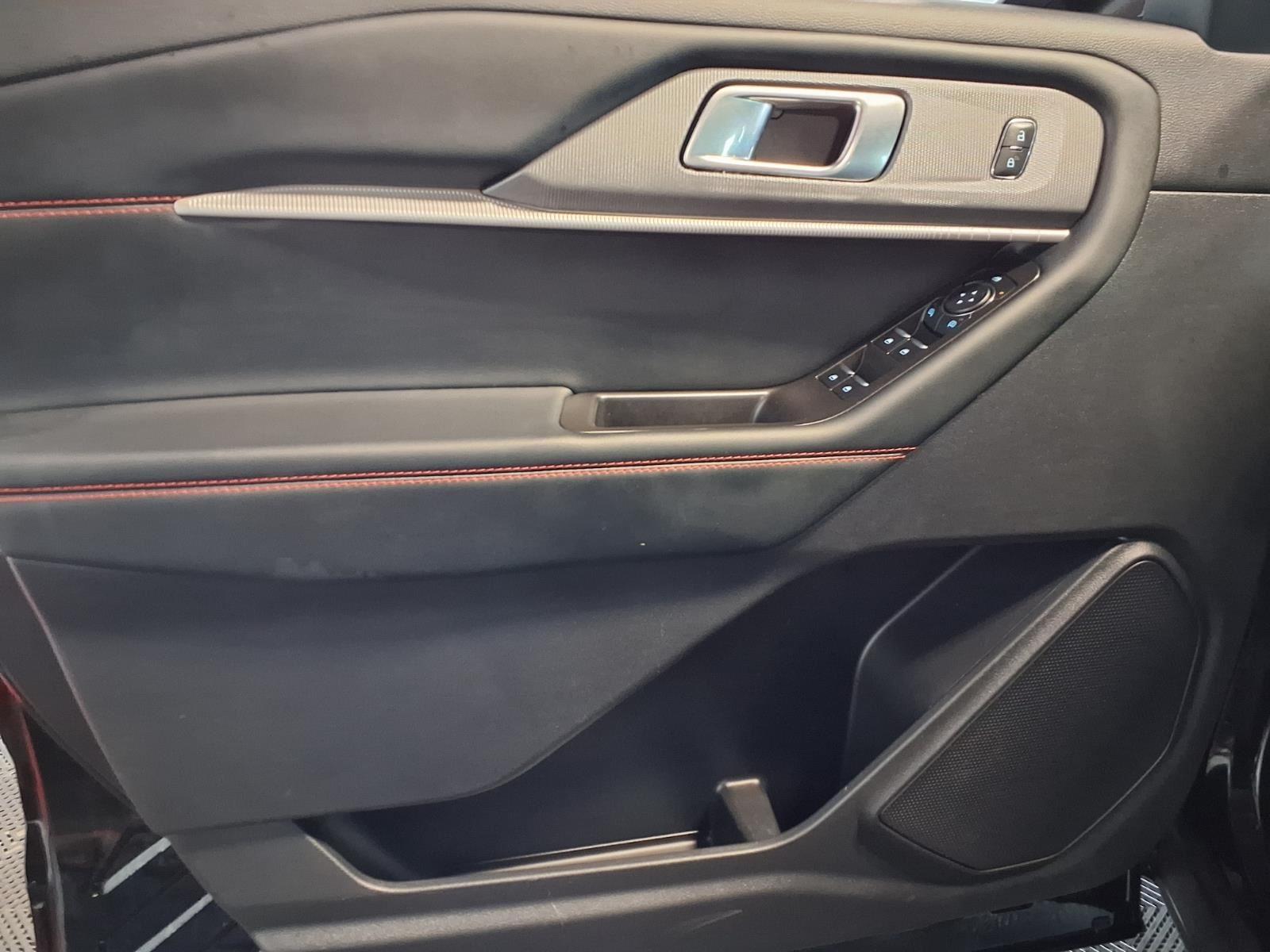 2025 FORD EXPLORER - BLACK exterior view 19