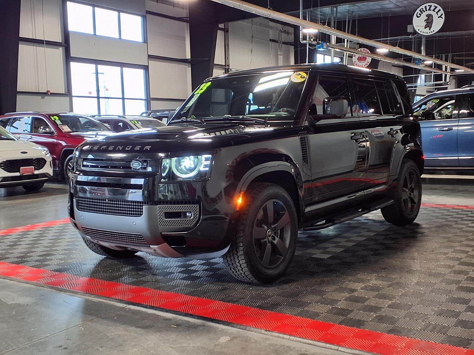 2023 Land Rover Defender V8 - Santorini Black Metallic exterior view 3