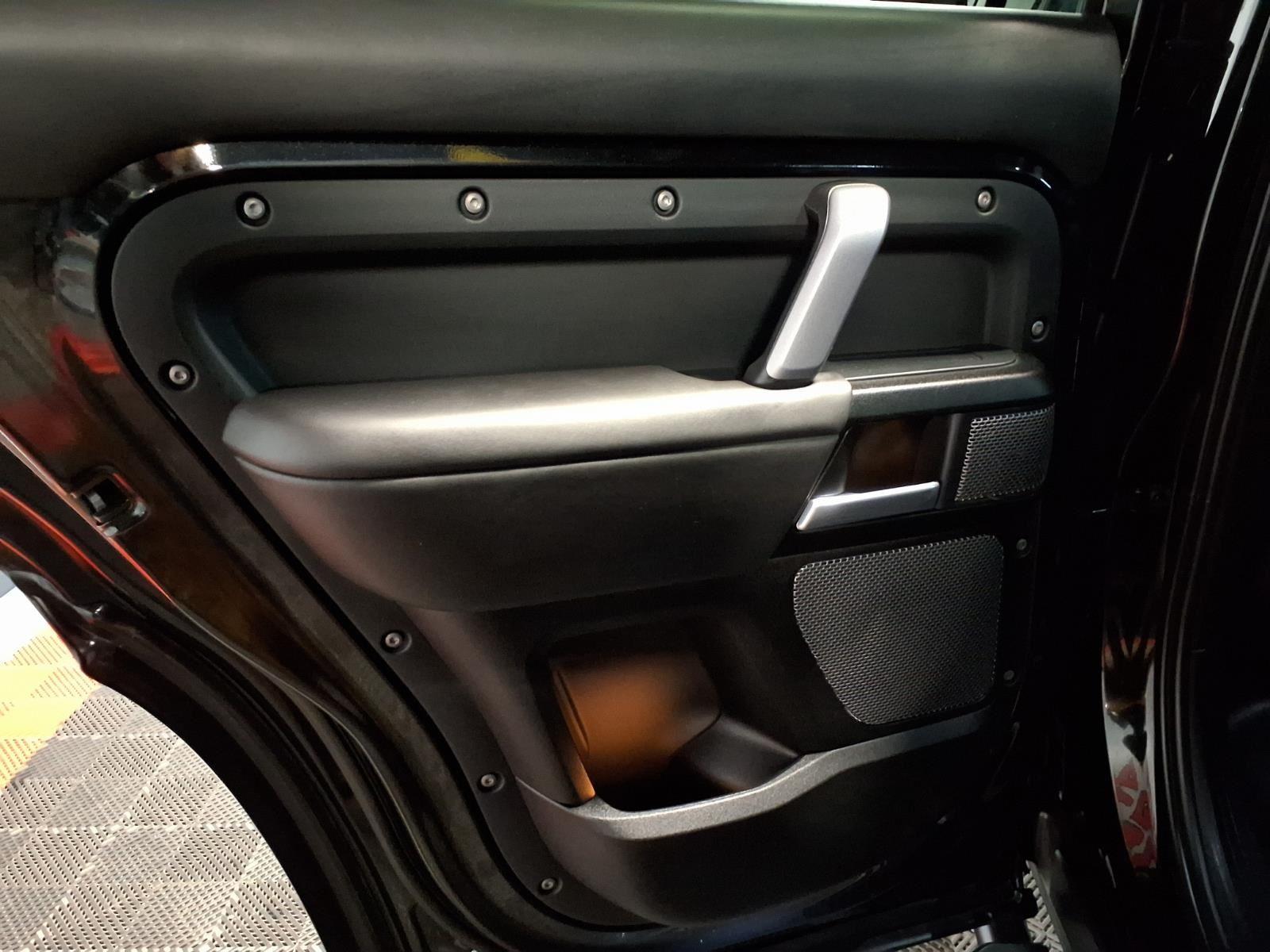 2023 Land Rover Defender V8 - Santorini Black Metallic exterior view 14