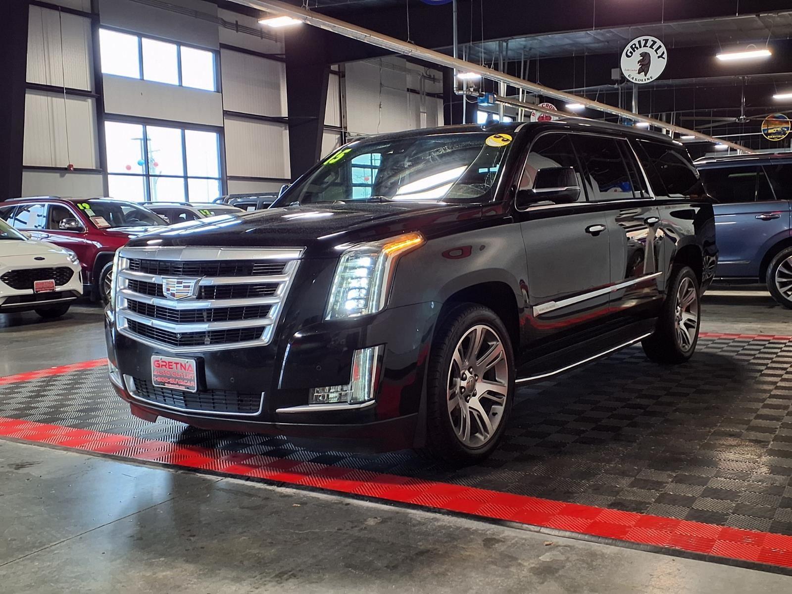 2016 Cadillac Escalade ESV Luxury Collection - Black Raven exterior view 3