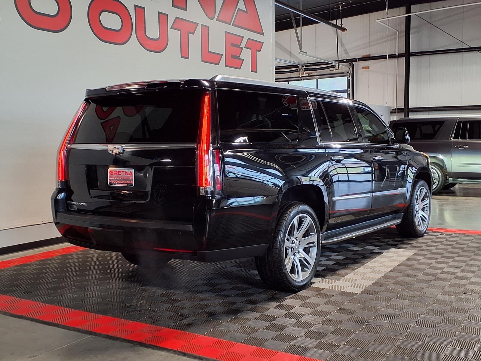 2016 Cadillac Escalade ESV Luxury Collection - Black Raven exterior view 8
