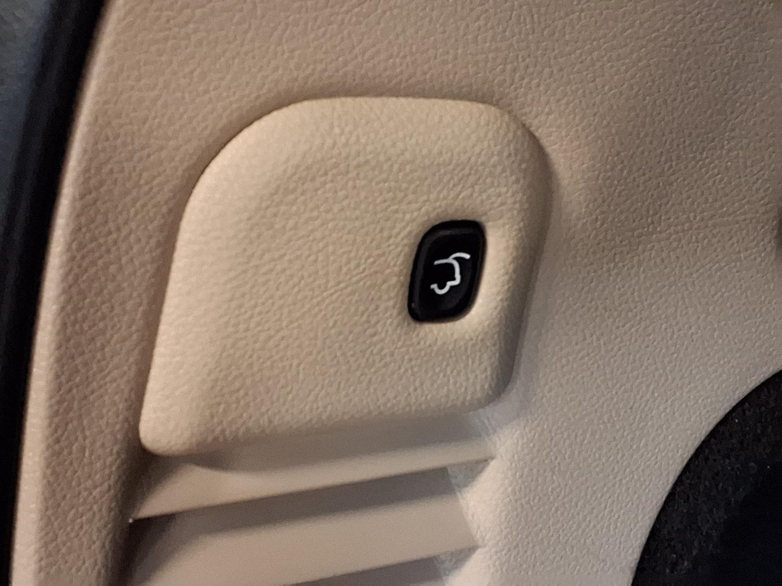 2019 Jeep Grand Cherokee Limited - Velvet Red Pearlcoat exterior view 7