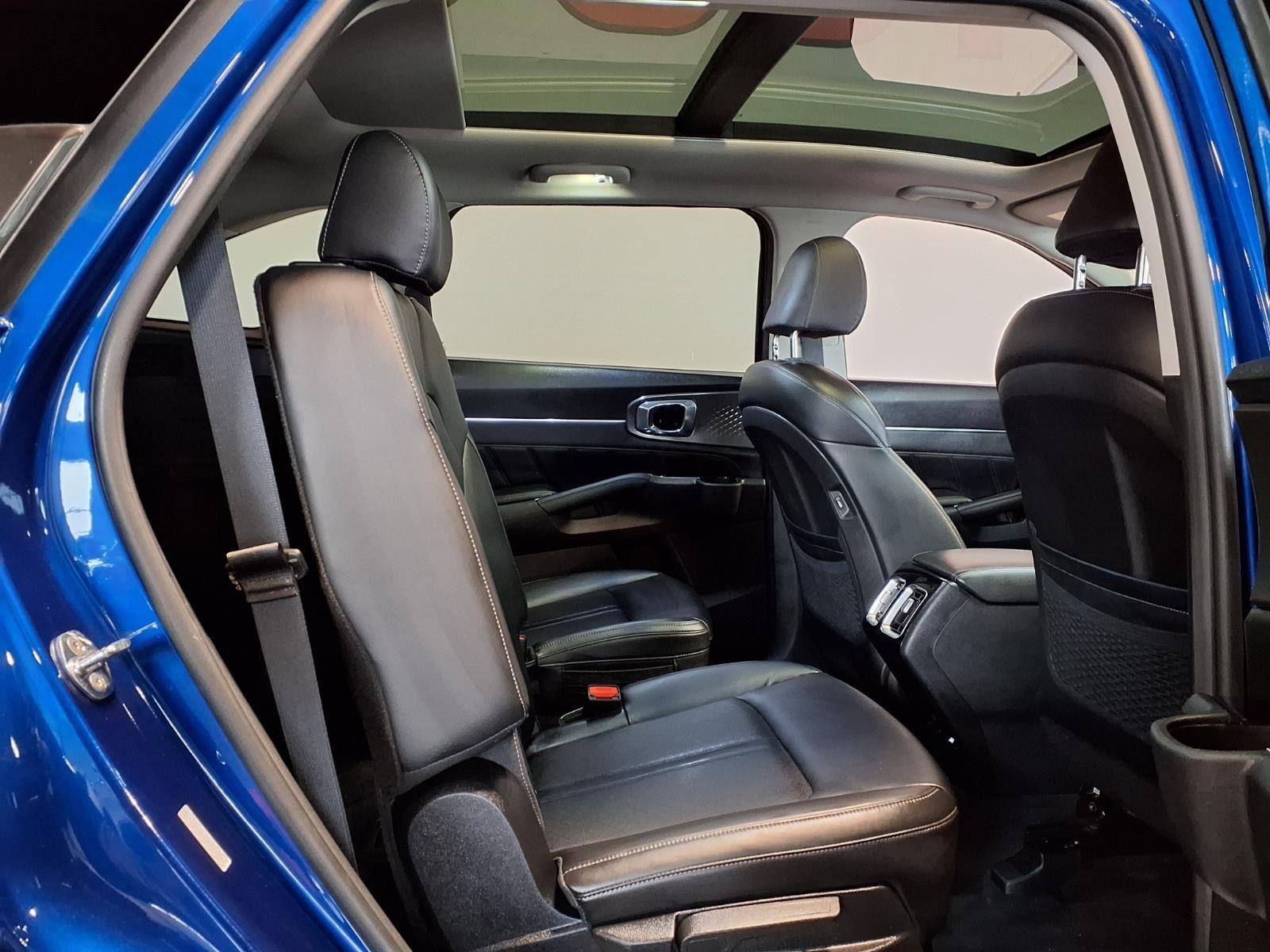2023 Kia Sorento SX - Sapphire Blue exterior view 10