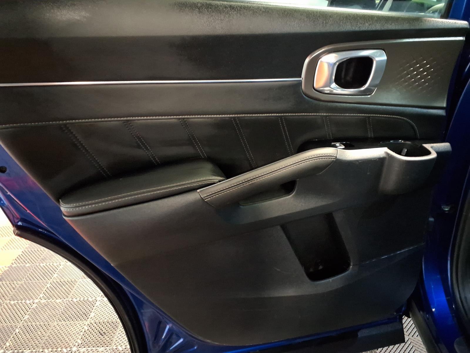 2023 Kia Sorento SX - Sapphire Blue exterior view 16