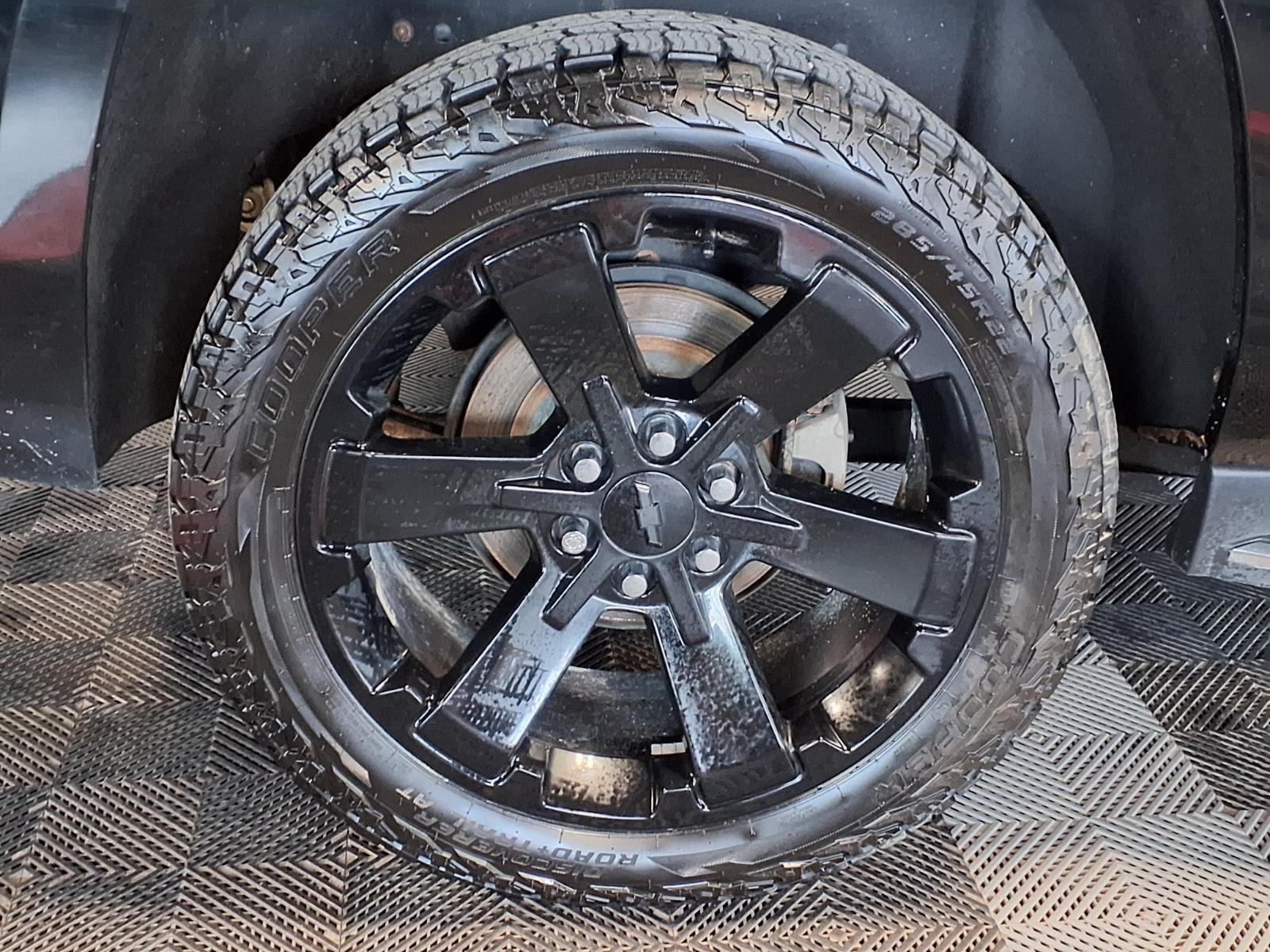 2017 Chevrolet Suburban Premier - Black exterior view 9