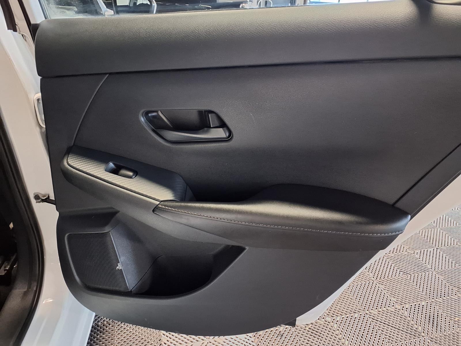 2025 Nissan Sentra SV - Fresh Powder exterior view 9