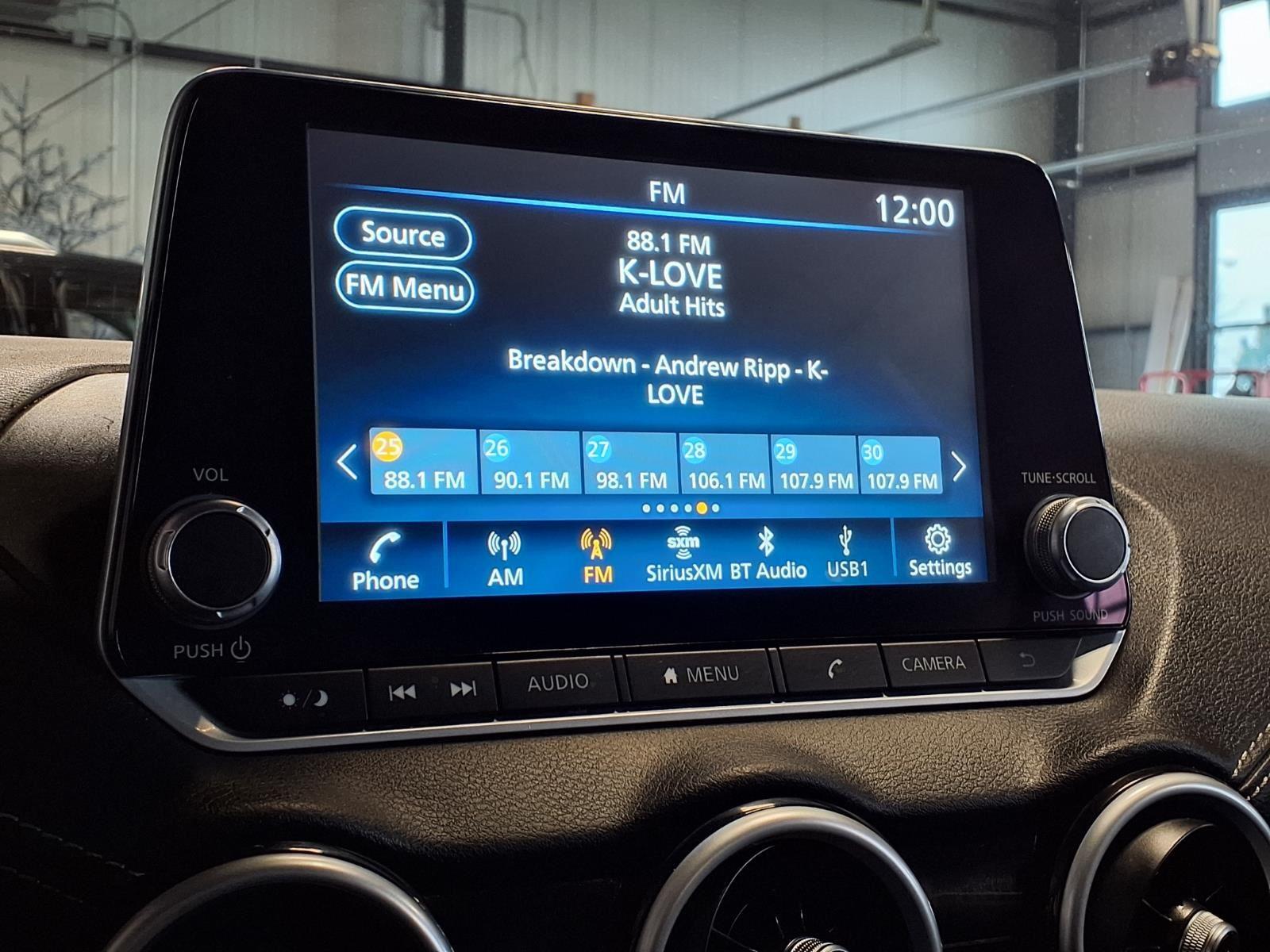 2025 Nissan Sentra SV - Fresh Powder exterior view 18