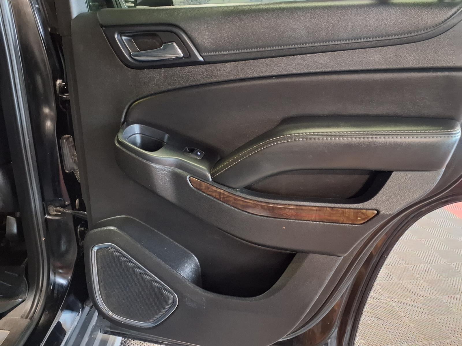 2017 Chevrolet Tahoe LT - Black exterior view 12