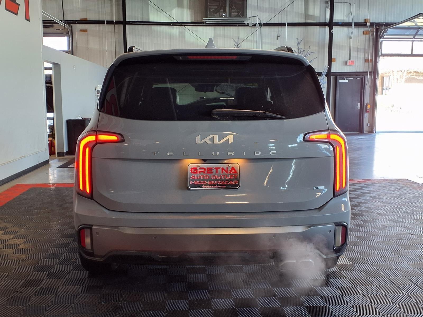 2023 Kia Telluride SX Prestige X-Line - Wolf Gray exterior view 5