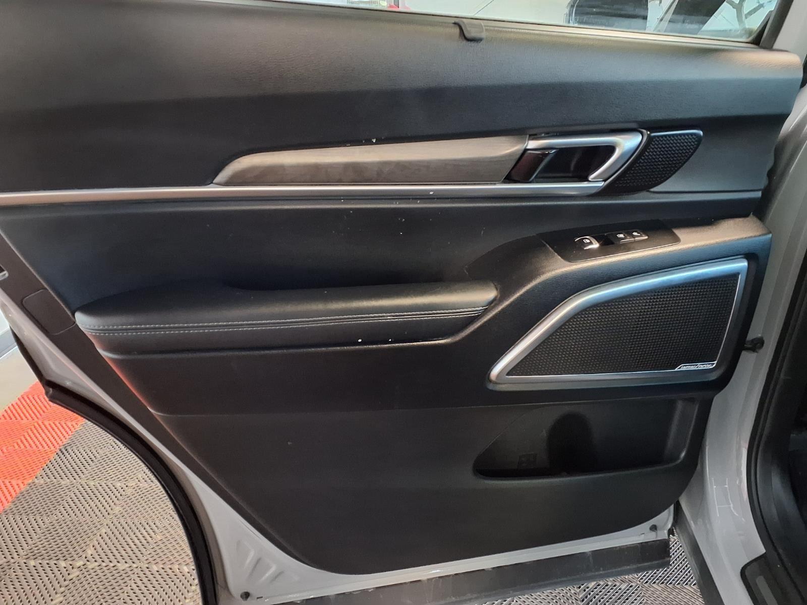 2023 Kia Telluride SX Prestige X-Line - Wolf Gray exterior view 17