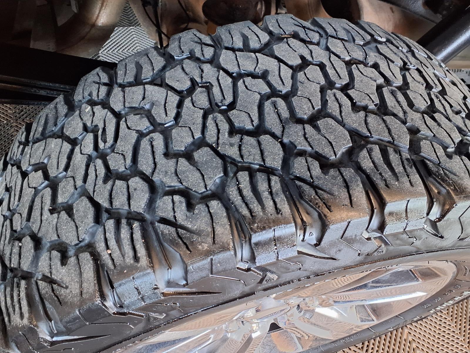 2018 Ford F-150 XLT - Oxford White exterior view 9