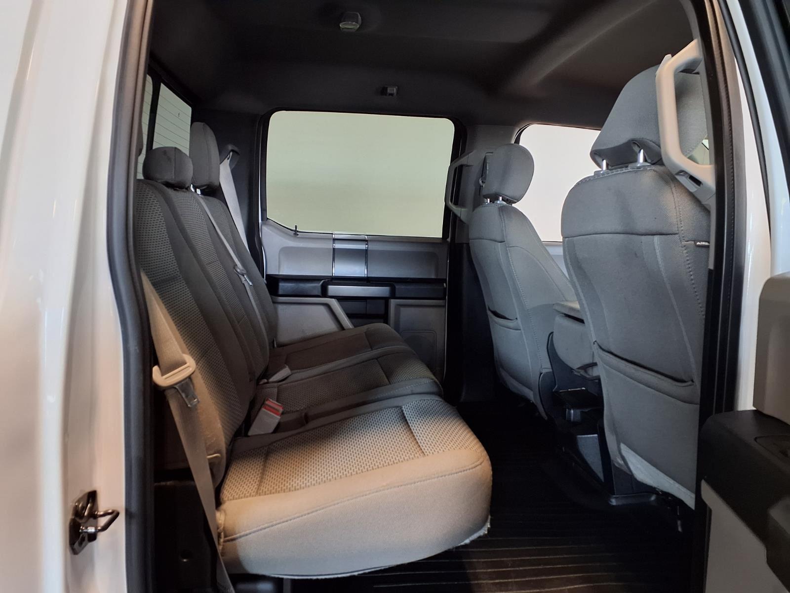 2018 Ford F-150 XLT - Oxford White exterior view 10