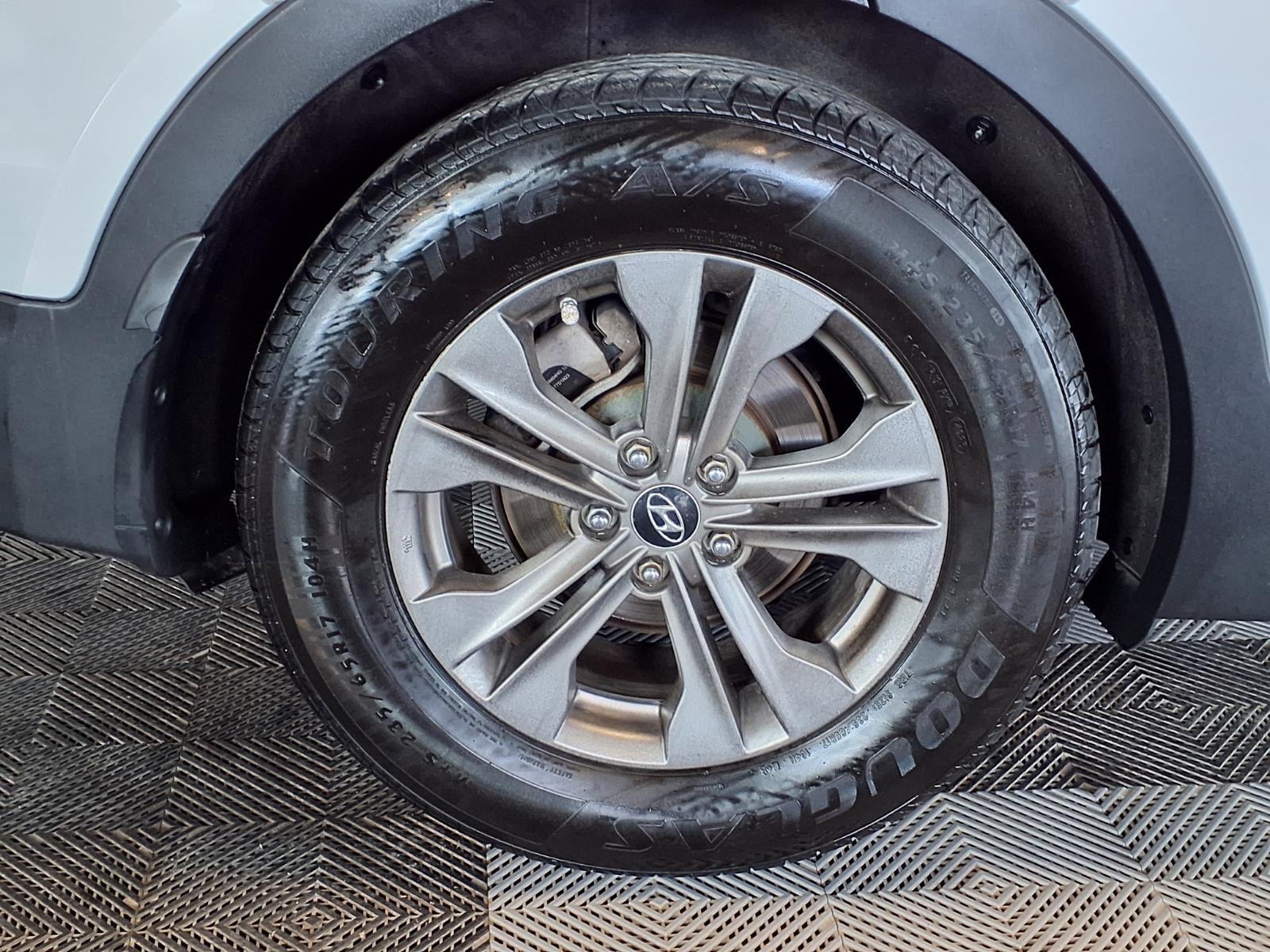 2014 Hyundai Santa Fe Sport - Moonstone Silver exterior view 5