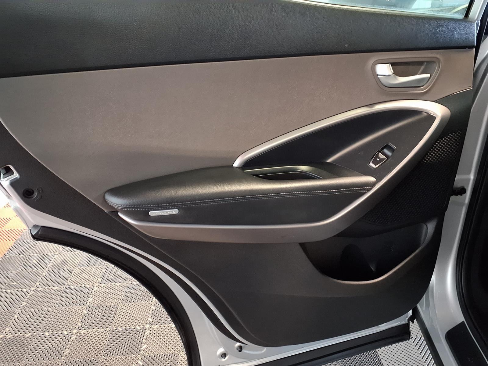 2014 Hyundai Santa Fe Sport - Moonstone Silver exterior view 11