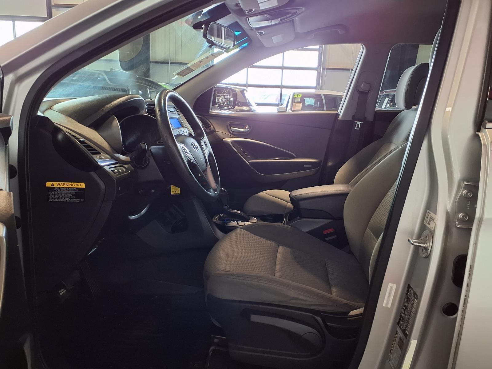 2014 Hyundai Santa Fe Sport - Moonstone Silver exterior view 14