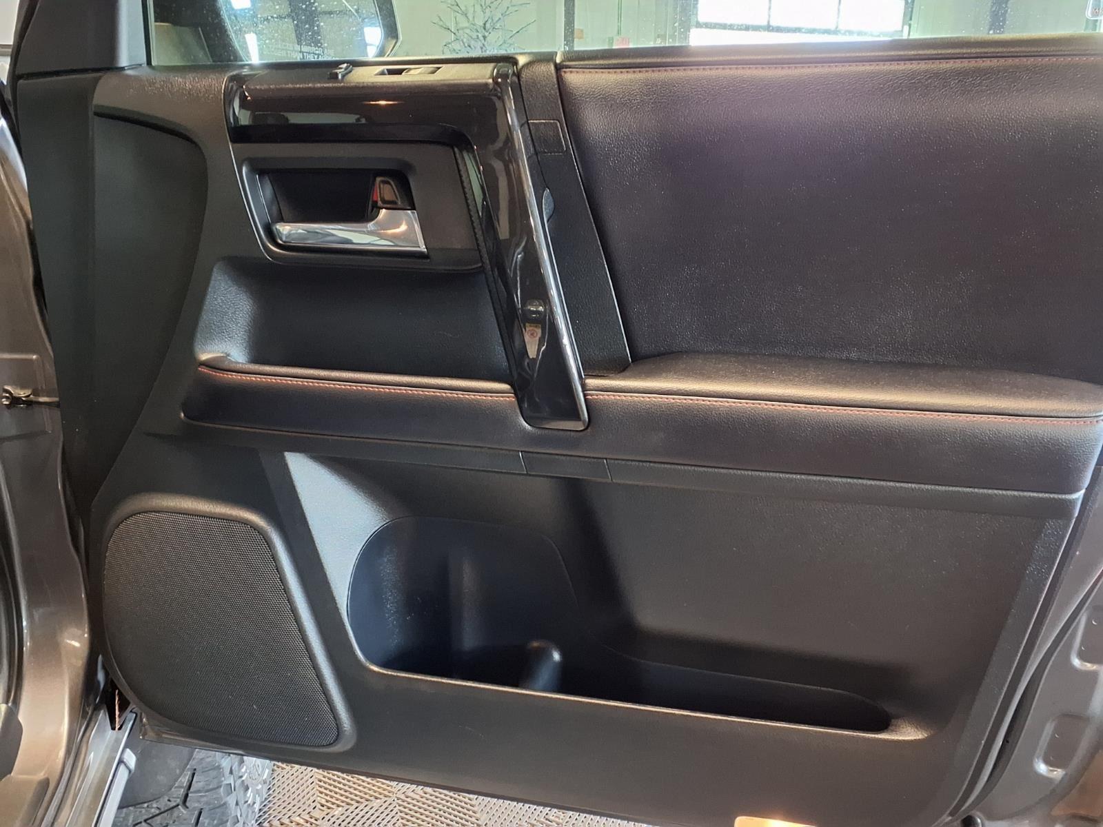 2018 Toyota 4Runner Limited - Midnight Black Metallic exterior view 13