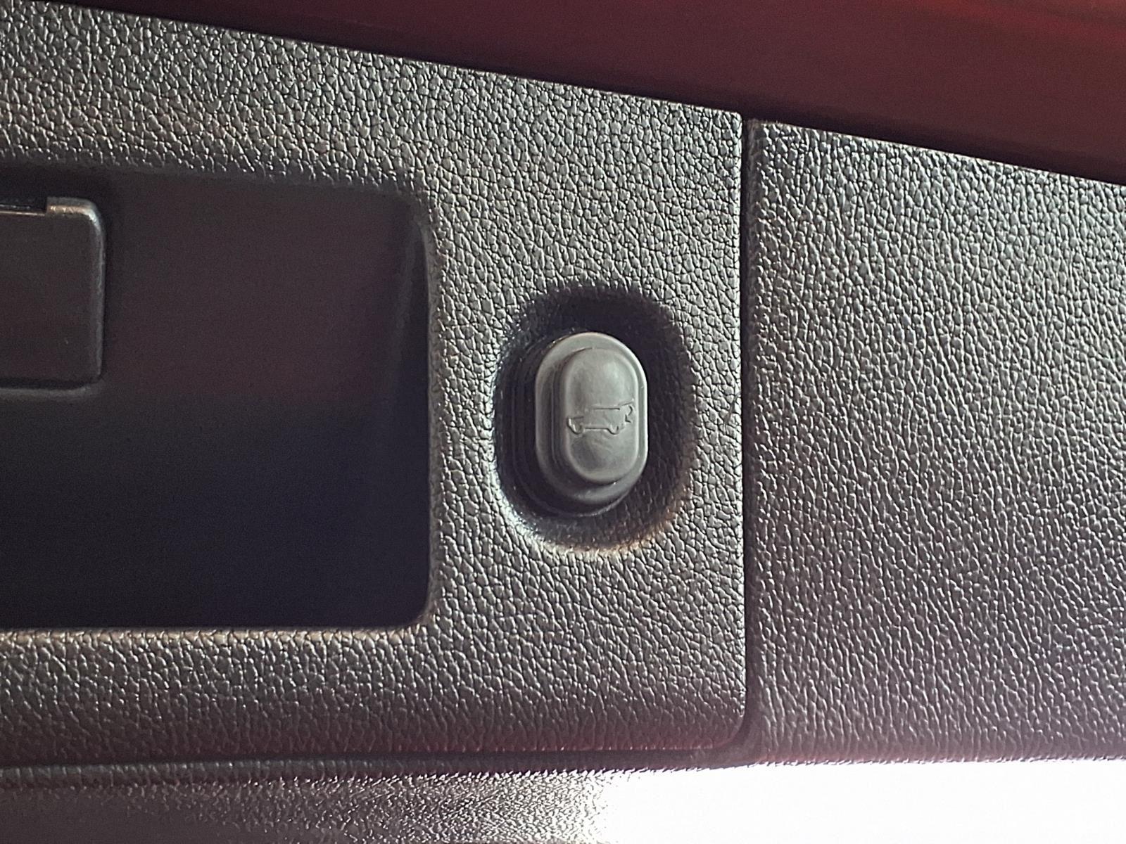 2019 Chevrolet Tahoe Premier - Siren Red Tintcoat exterior view 6