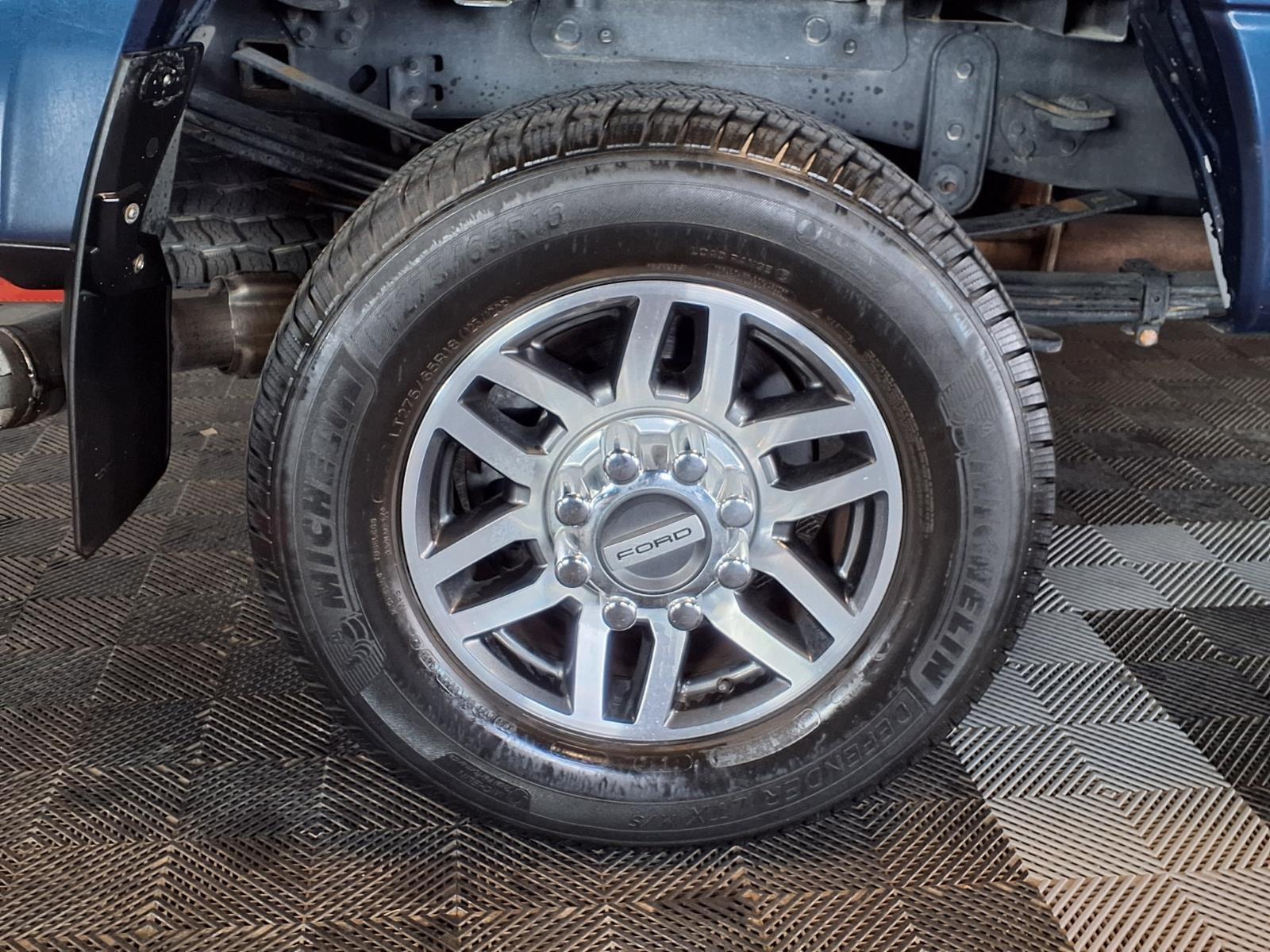 2019 Ford Super Duty F-350 SRW LARIAT - Blue Jeans Metallic exterior view 8