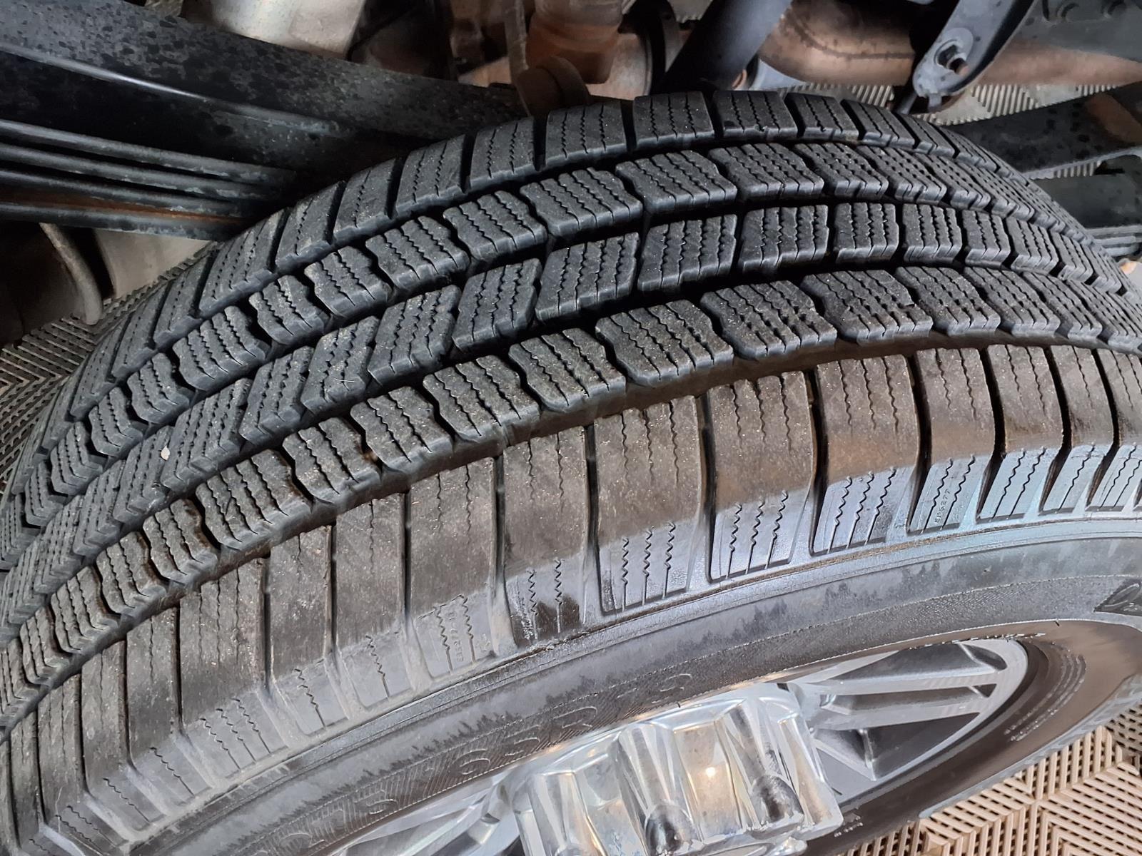 2019 Ford Super Duty F-350 SRW LARIAT - Blue Jeans Metallic exterior view 9