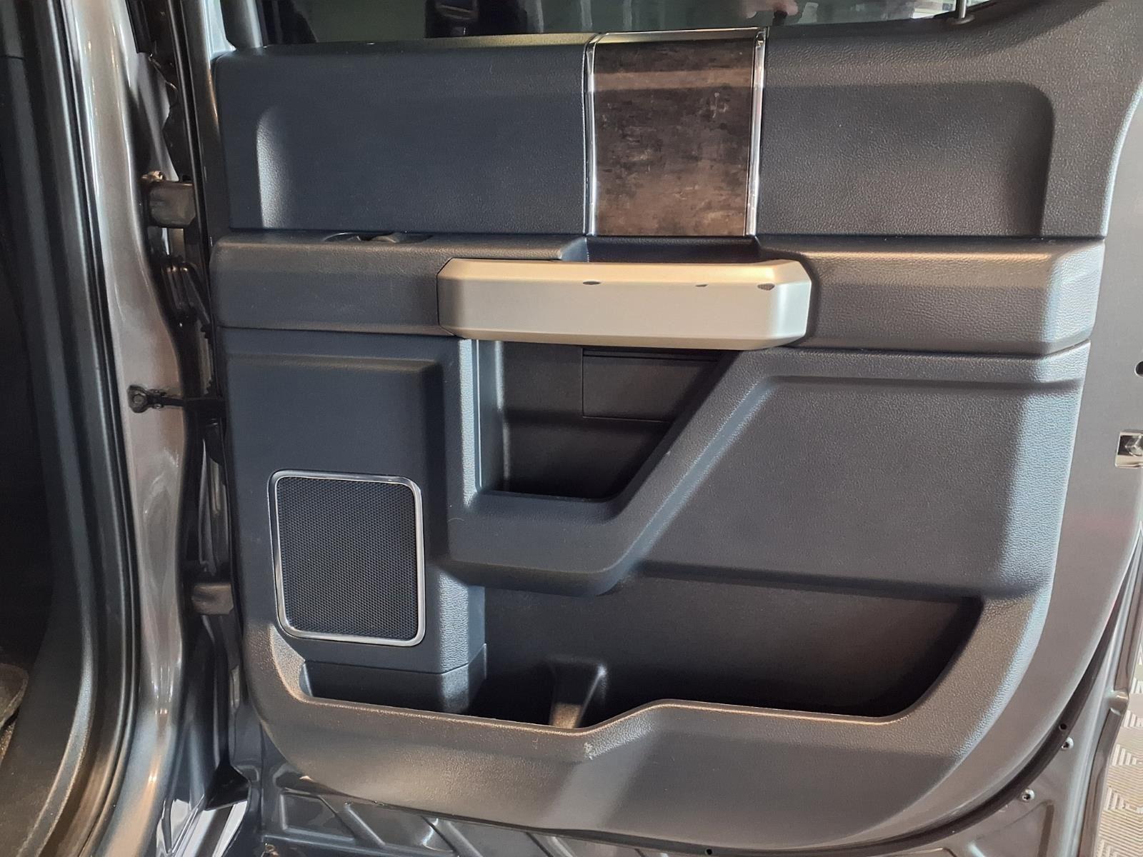 2022 FORD F-450 SUPER DUTY - GRAY exterior view 9