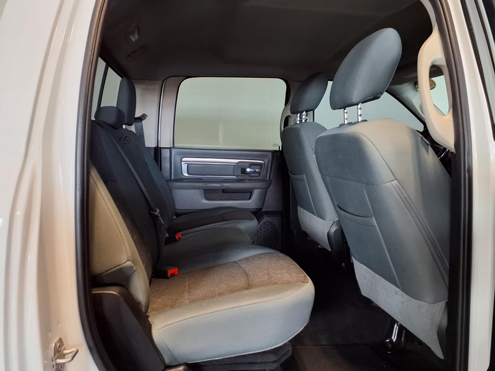 2018 Ram 1500 Big Horn - Bright White Clearcoat exterior view 8