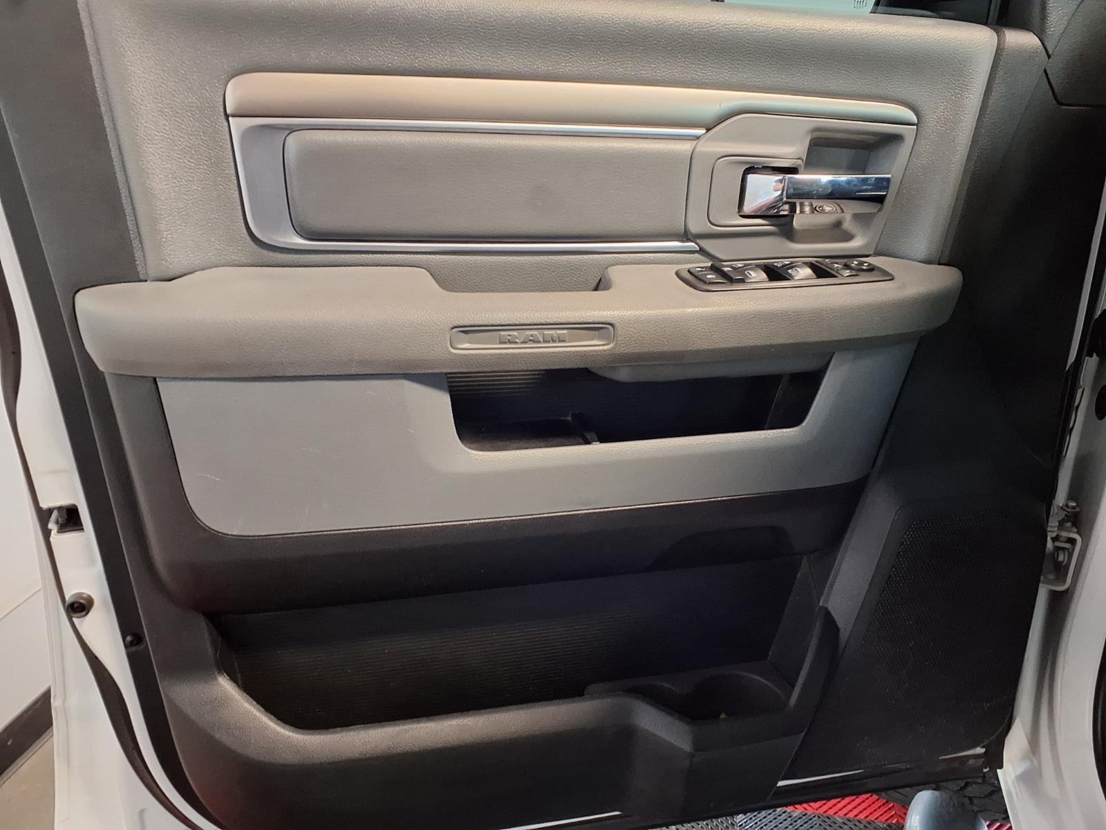 2018 Ram 1500 Big Horn - Bright White Clearcoat exterior view 15