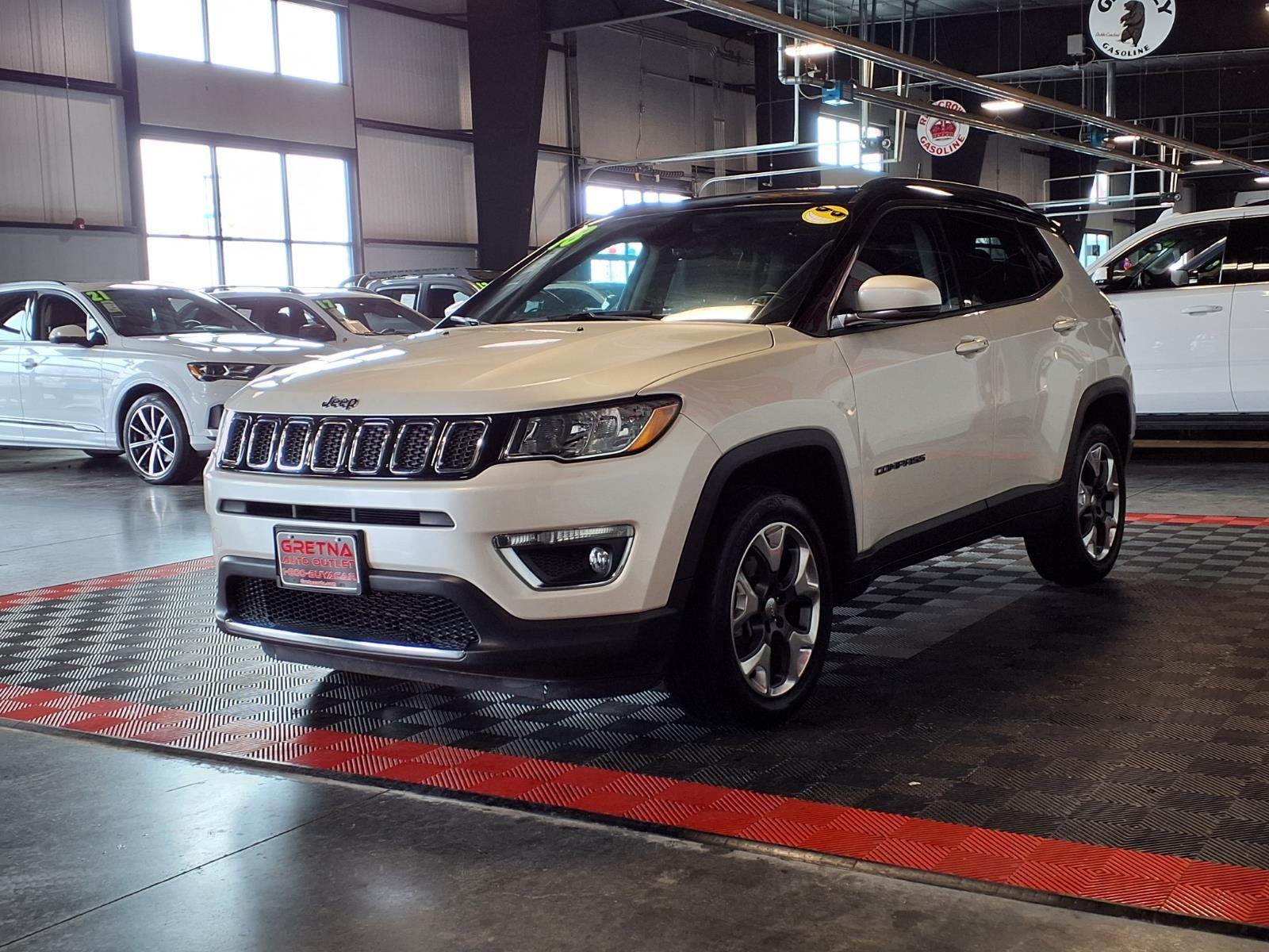 2018 Jeep Compass Limited - Pearl White Tri-Coat exterior view 3