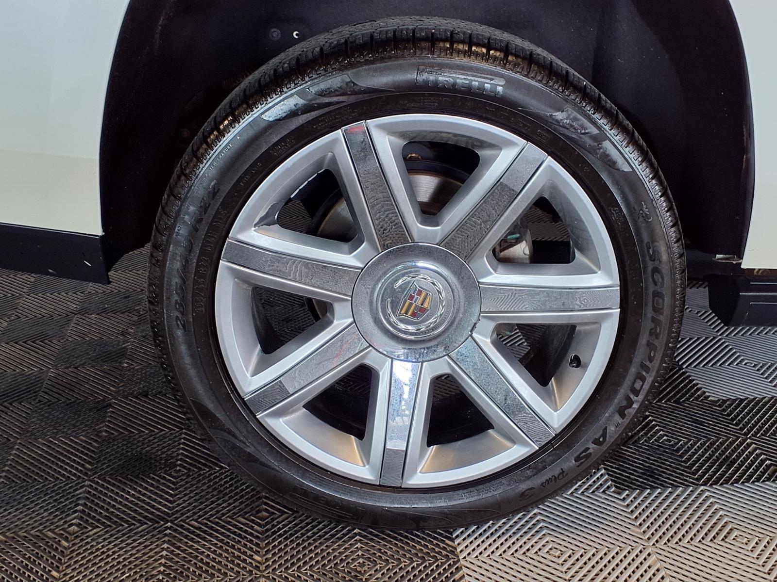 2015 Cadillac Escalade Premium - White Diamond Tricoat exterior view 9