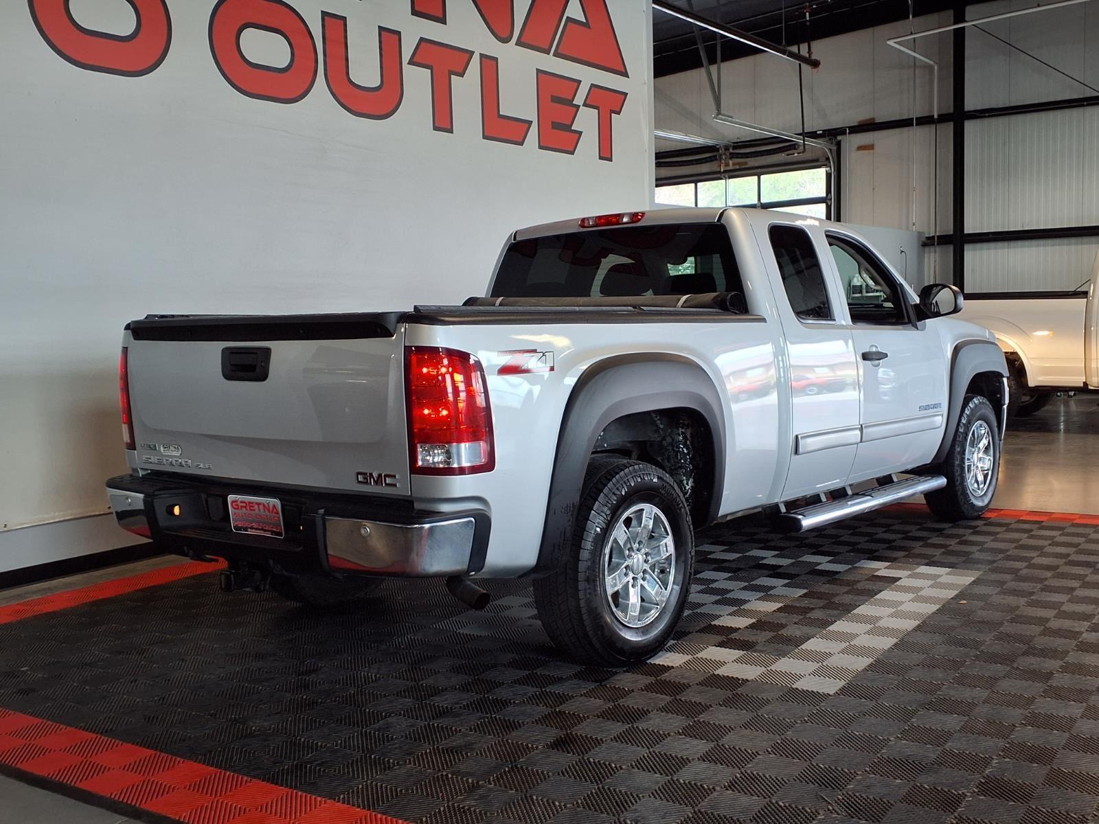 2012 GMC Sierra 1500 SLE - Quicksilver Metallic exterior view 7