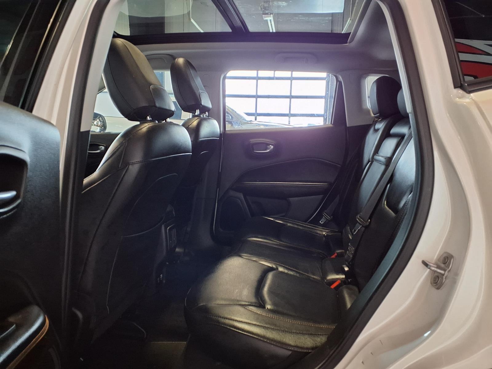 2018 Jeep Compass Limited - Pearl White Tri-Coat exterior view 13