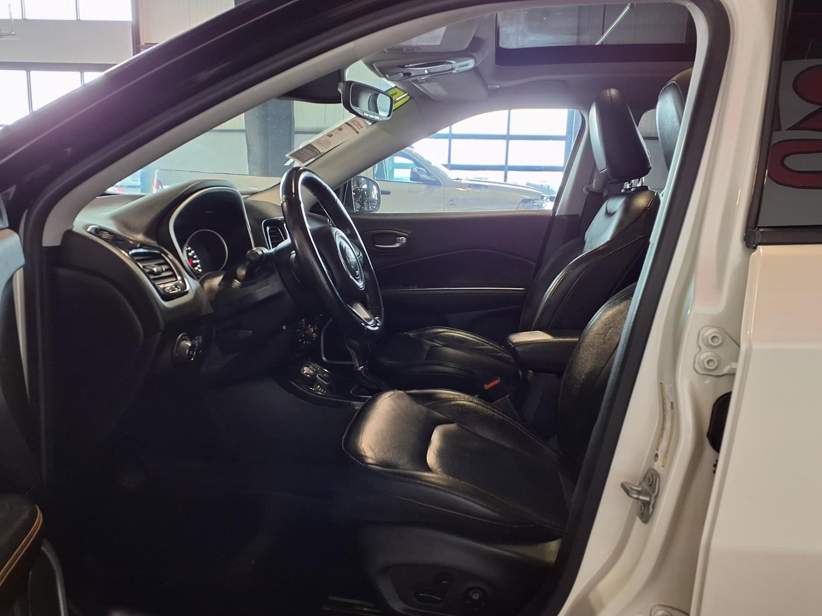 2018 Jeep Compass Limited - Pearl White Tri-Coat exterior view 17