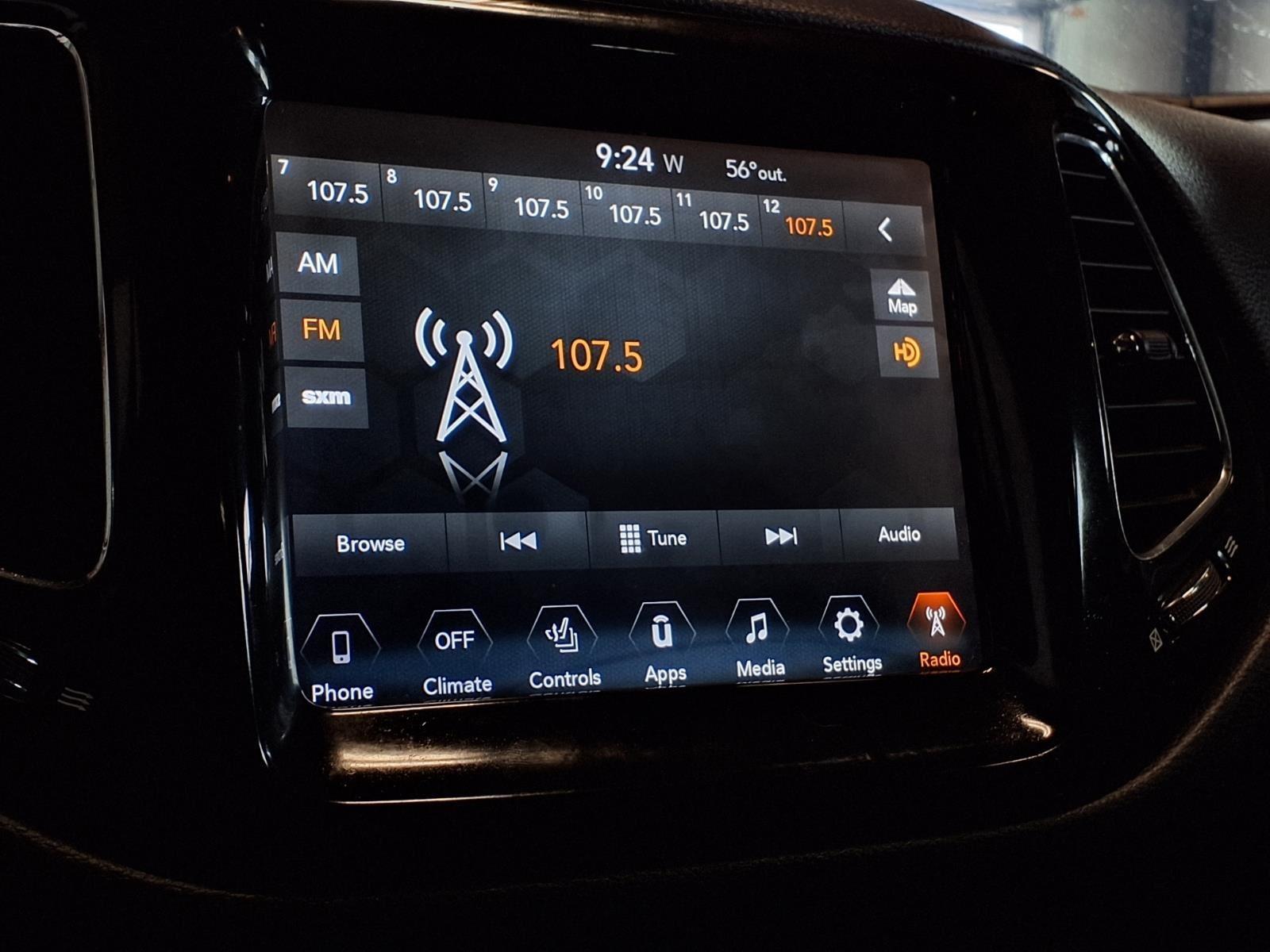 2018 Jeep Compass Limited - Pearl White Tri-Coat exterior view 19