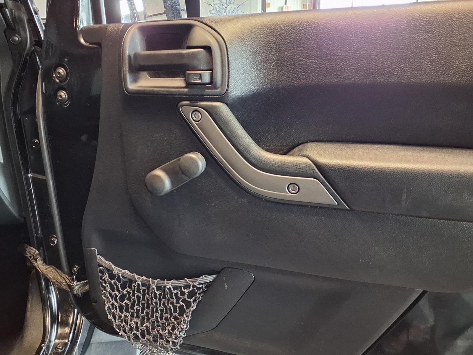 2015 Jeep Wrangler Unlimited Sport - Black Clearcoat exterior view 11