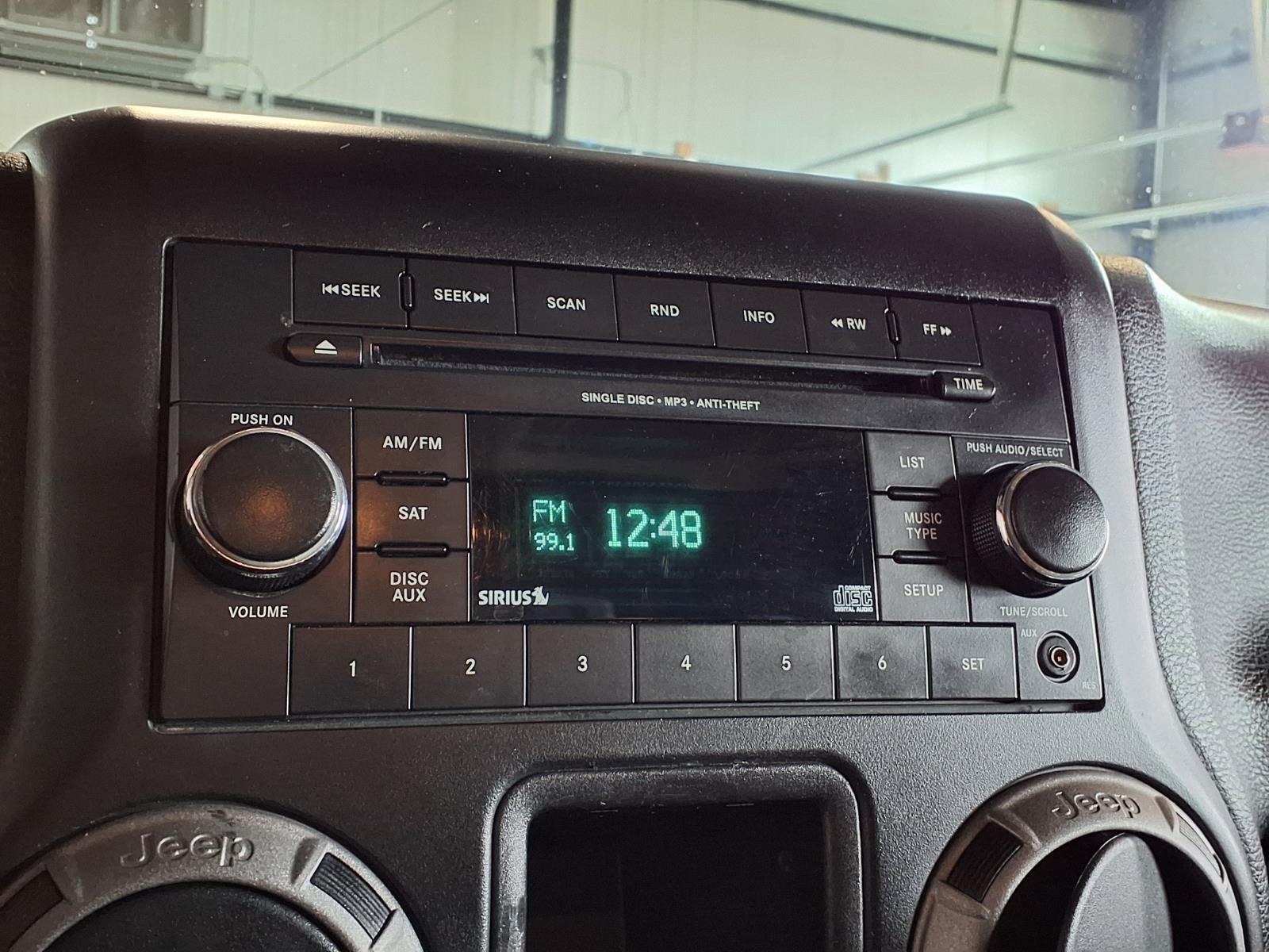 2015 Jeep Wrangler Unlimited Sport - Black Clearcoat exterior view 17