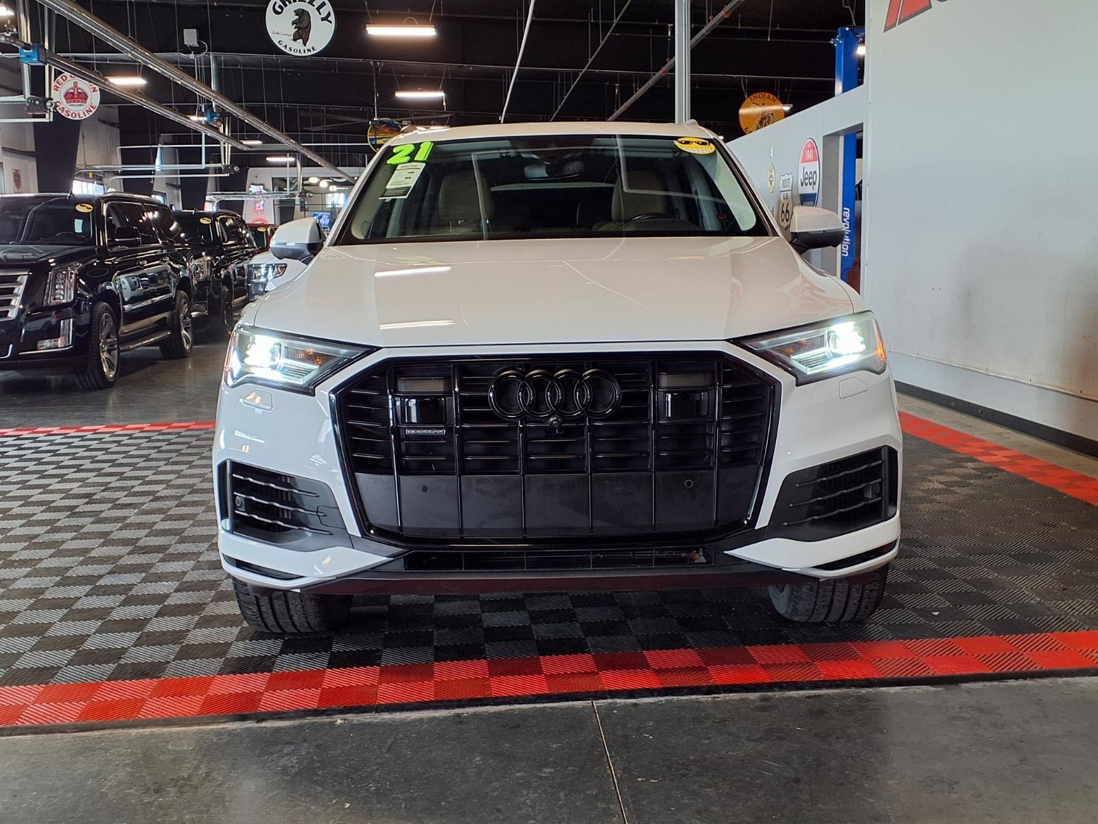 2021 Audi Q7 Premium Plus - Glacier White Metallic exterior view 2