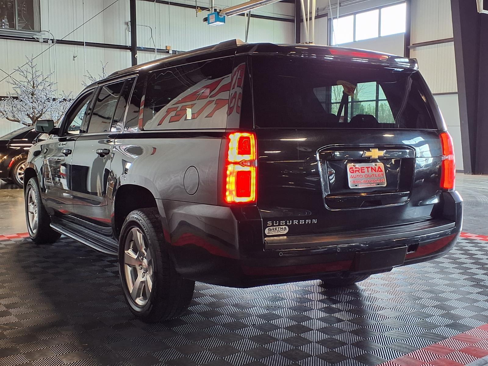 2020 Chevrolet Suburban LT - Black exterior view 4