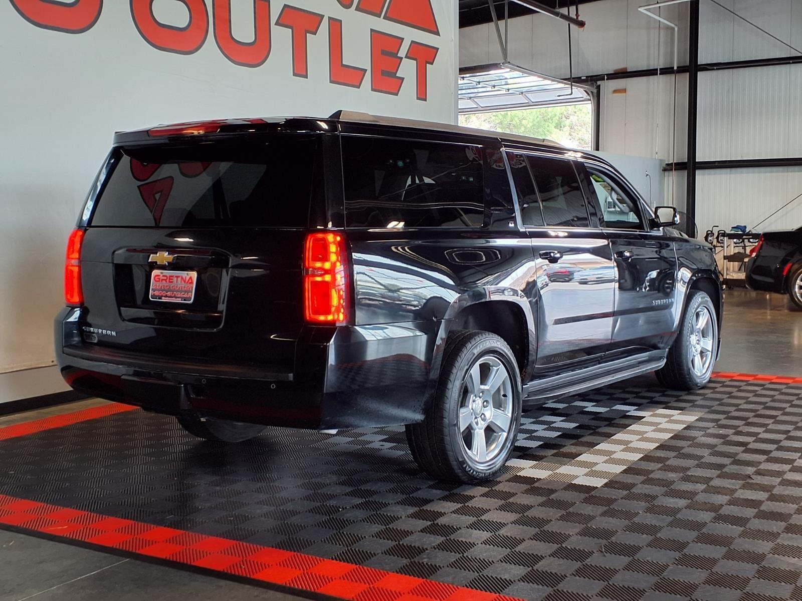 2020 Chevrolet Suburban LT - Black exterior view 8