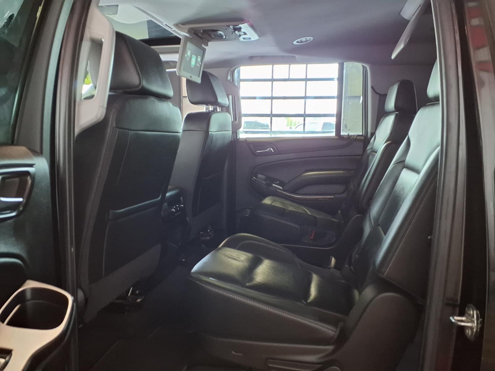2020 Chevrolet Suburban LT - Black exterior view 16