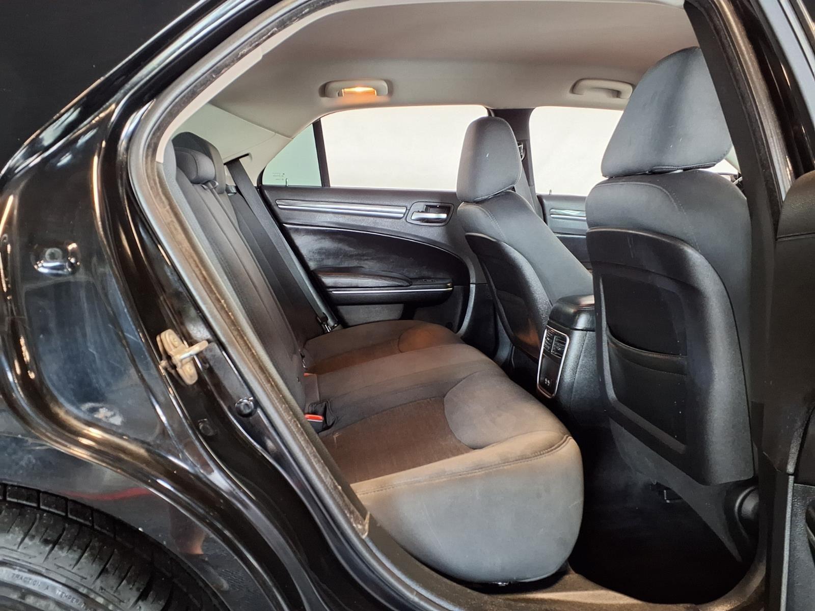 2018 Chrysler 300 Touring - Gloss Black exterior view 8