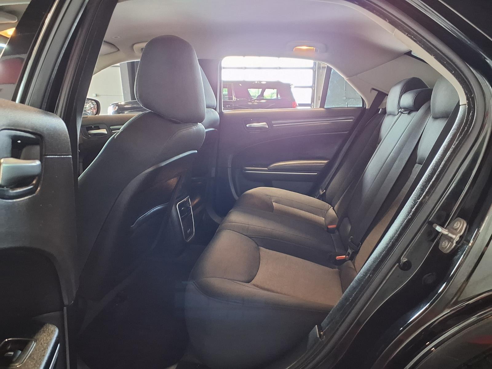 2018 Chrysler 300 Touring - Gloss Black exterior view 12