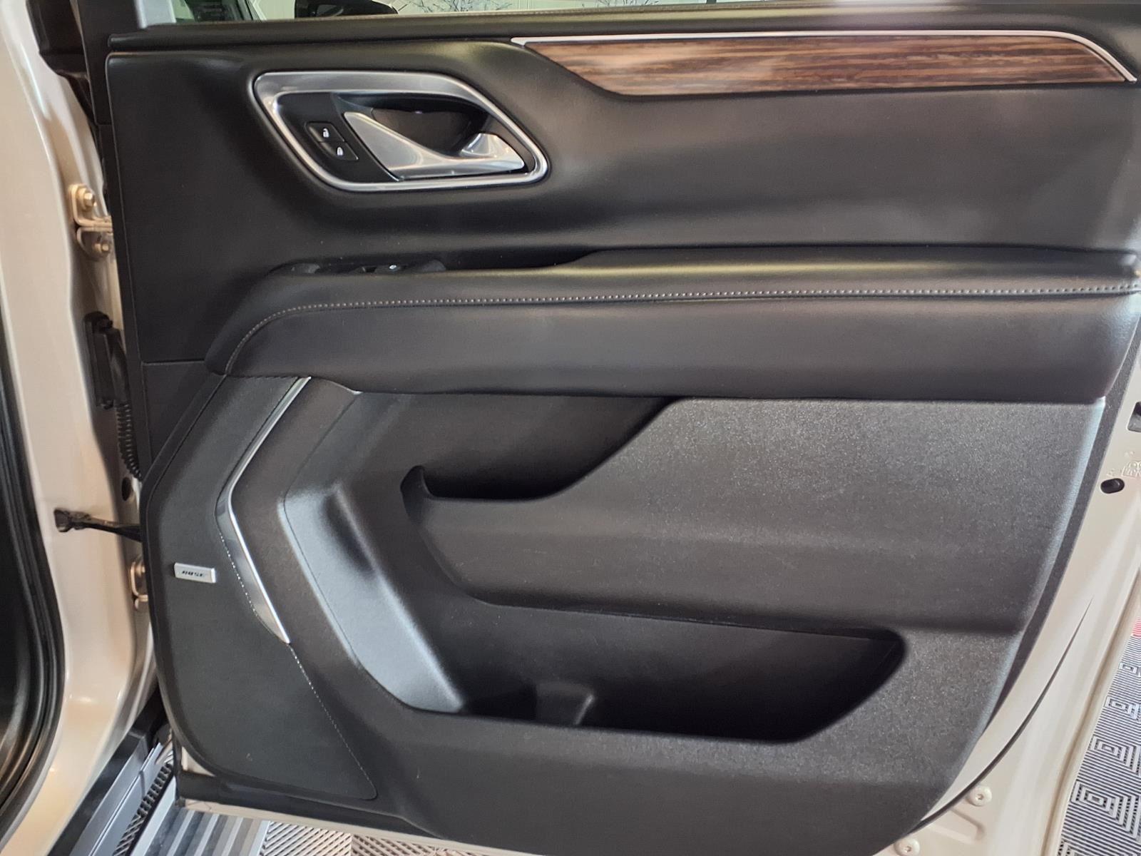 2021 Chevrolet Suburban High Country - Empire Beige Metallic exterior view 12