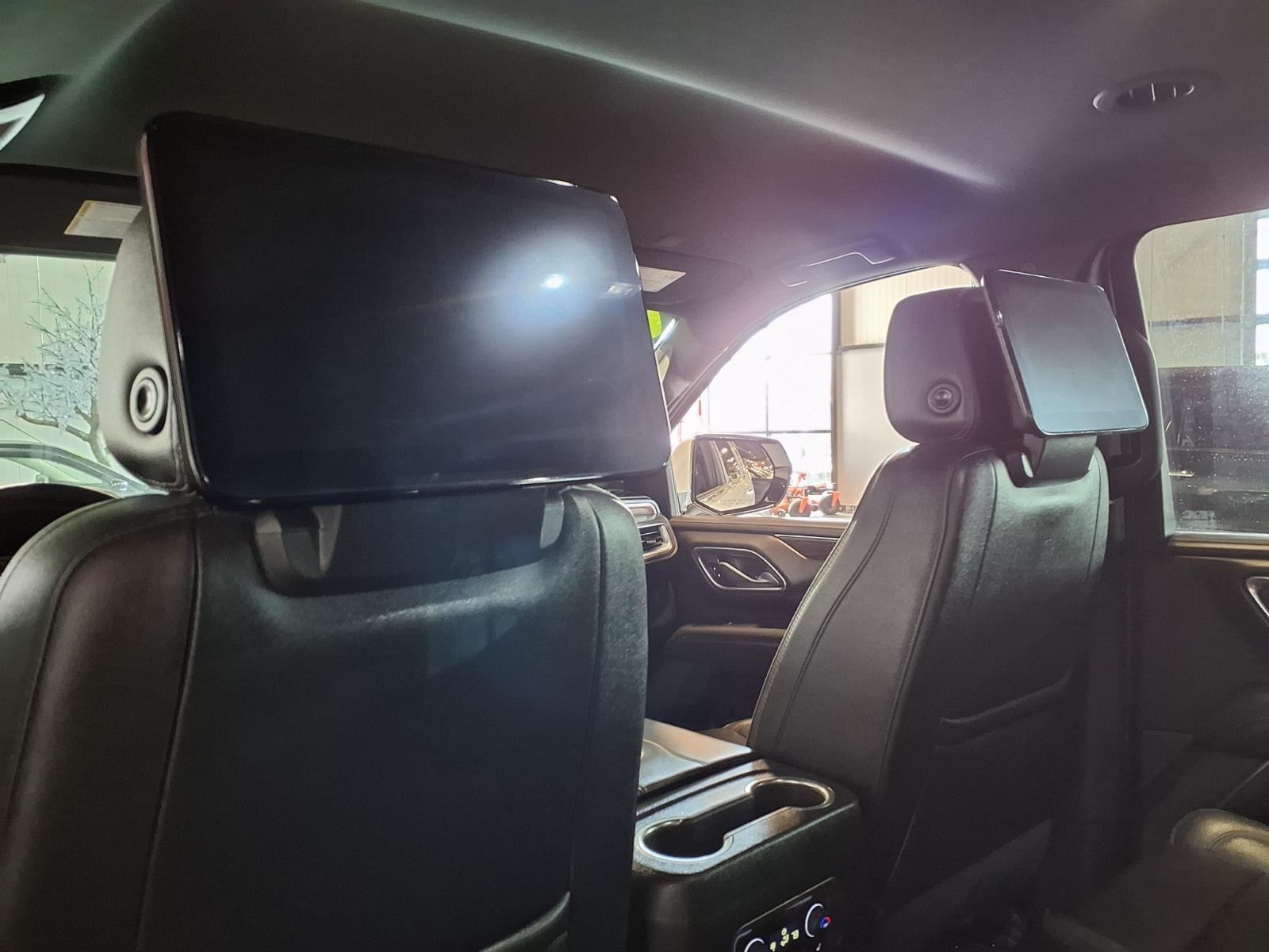 2021 Chevrolet Suburban High Country - Empire Beige Metallic exterior view 18