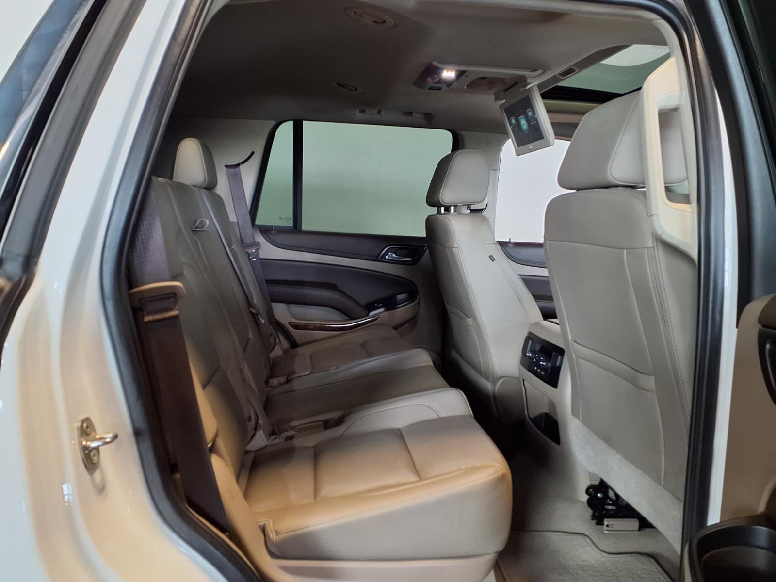 2019 Chevrolet Tahoe LT - Summit White exterior view 11