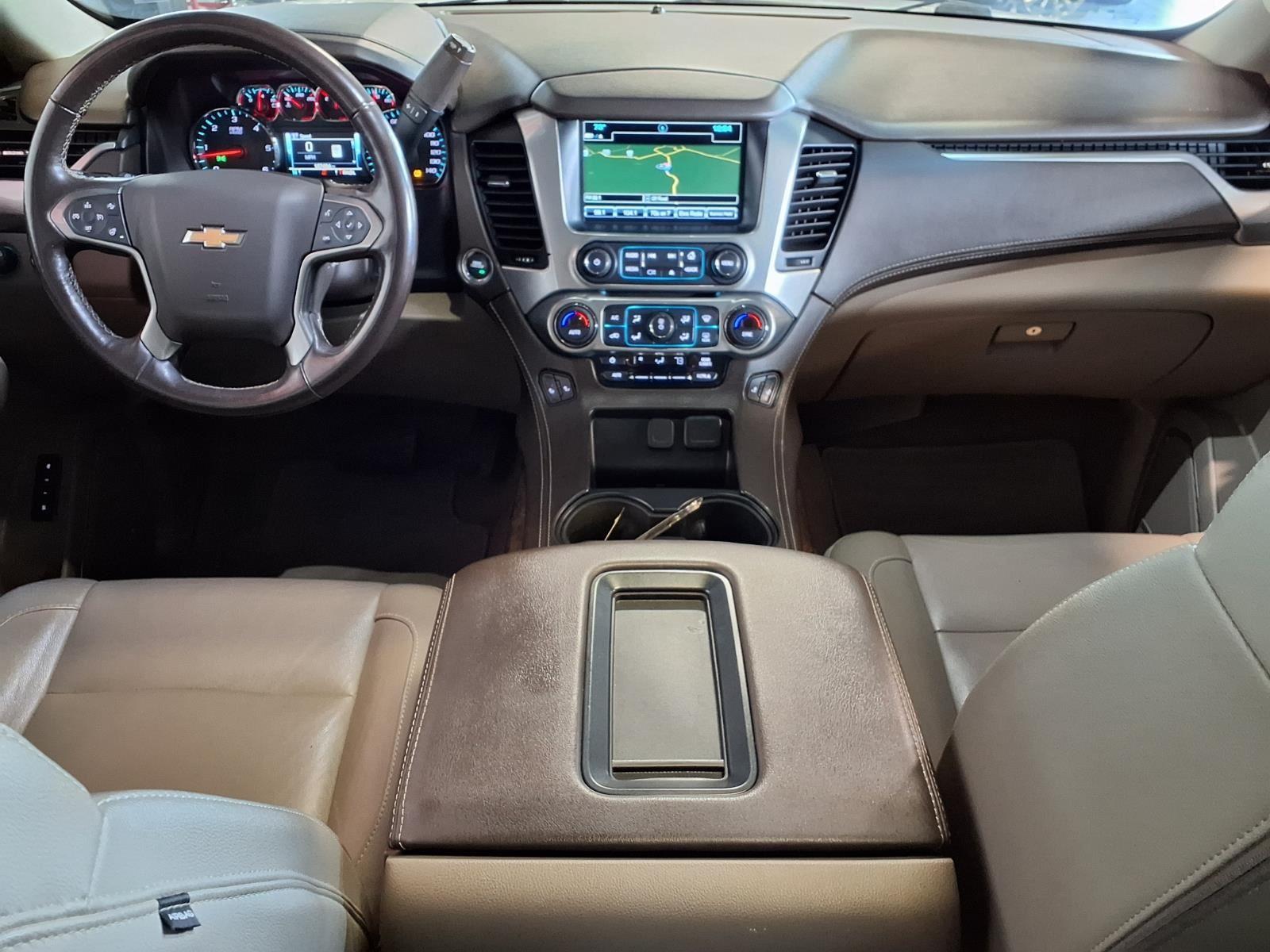 2019 Chevrolet Tahoe LT - Summit White exterior view 18