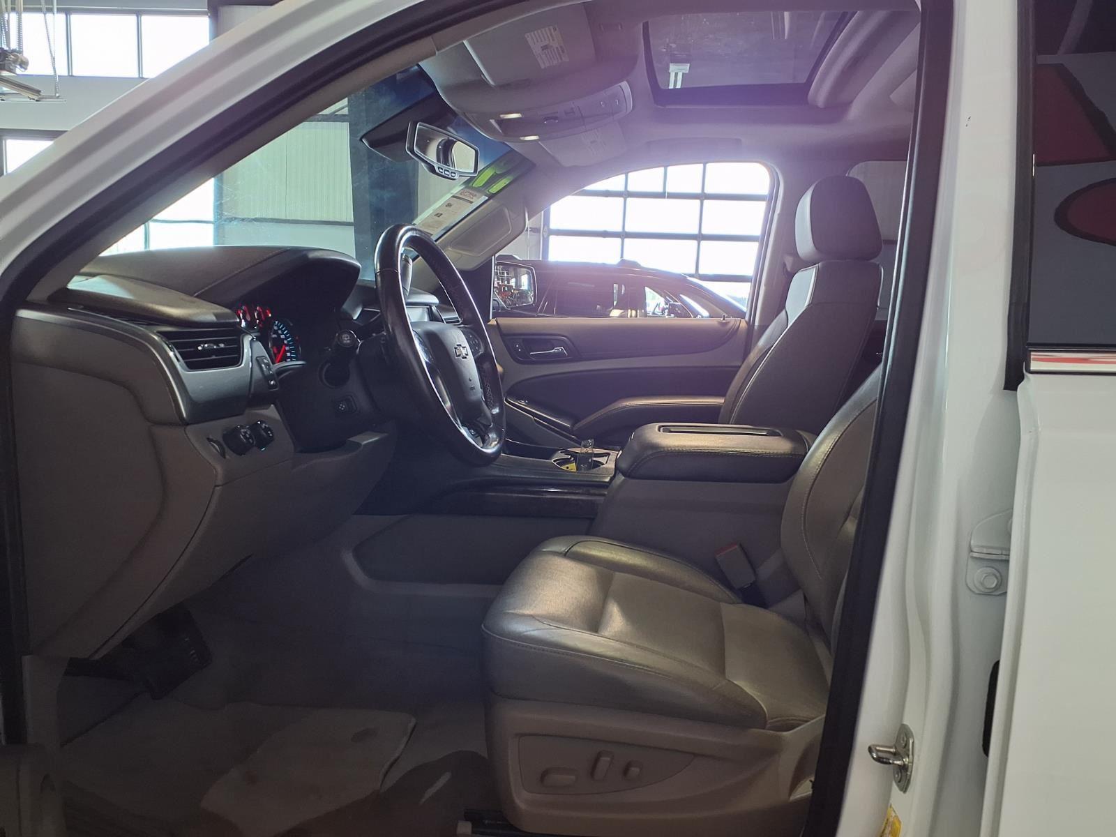 2019 Chevrolet Tahoe LT - Summit White exterior view 20
