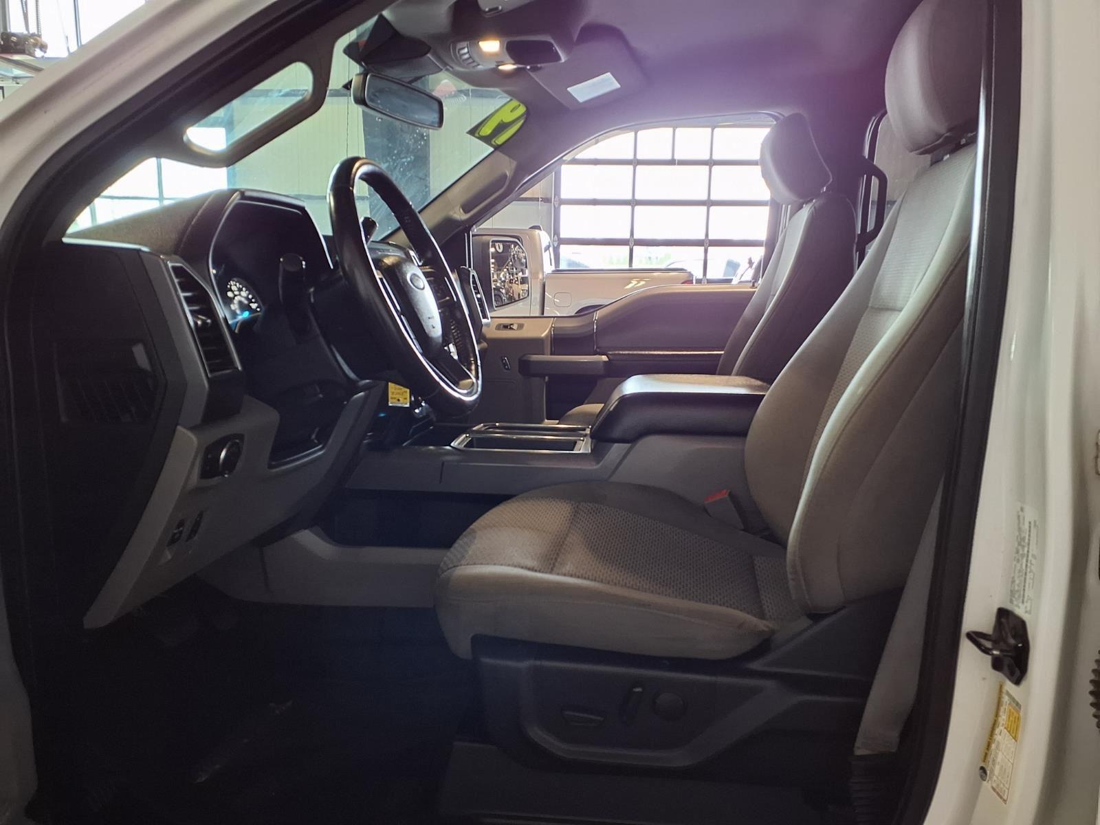 2019 FORD F-150 - WHITE exterior view 17