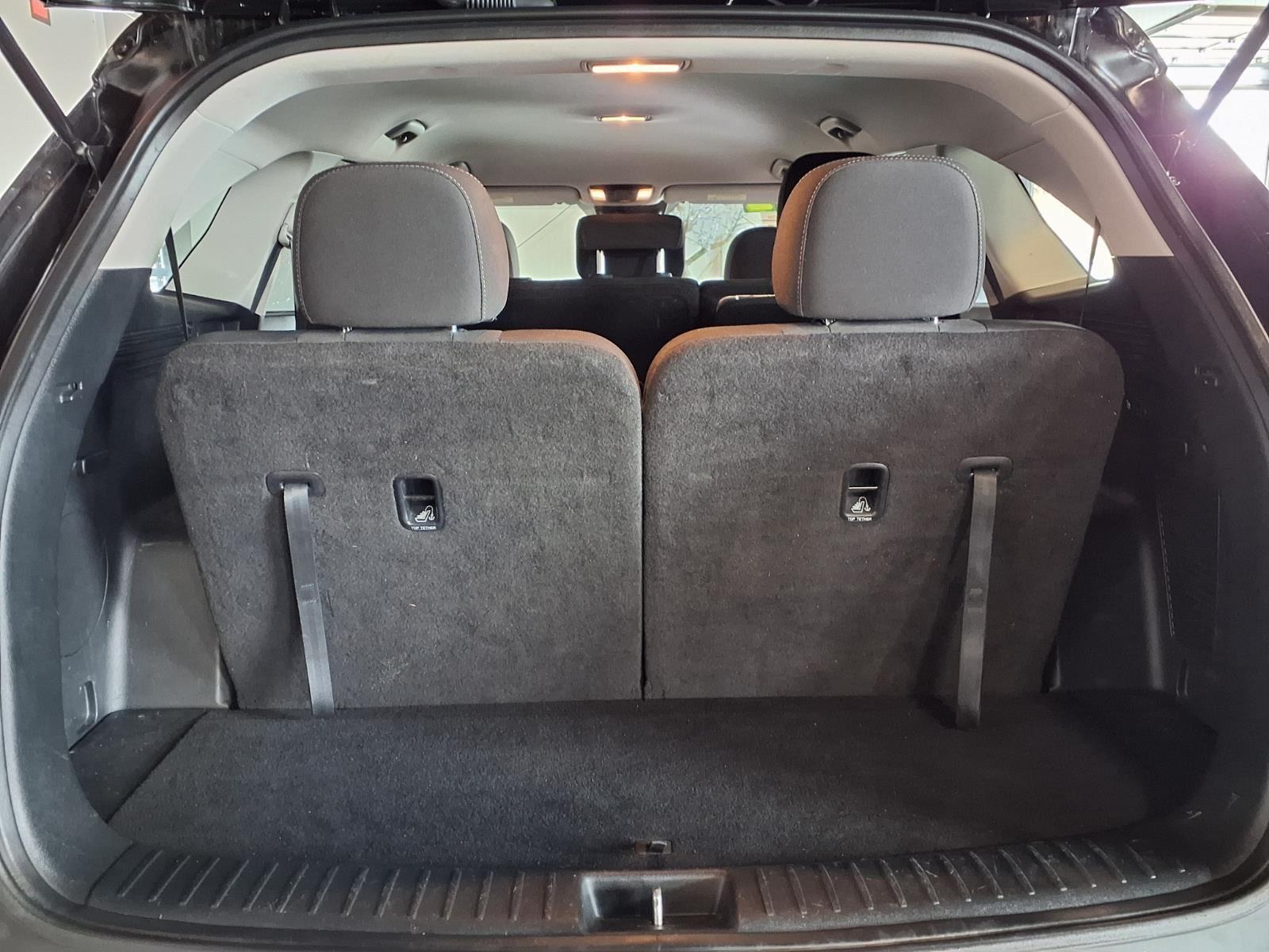 2022 Kia Sorento LX - Ebony Black exterior view 6