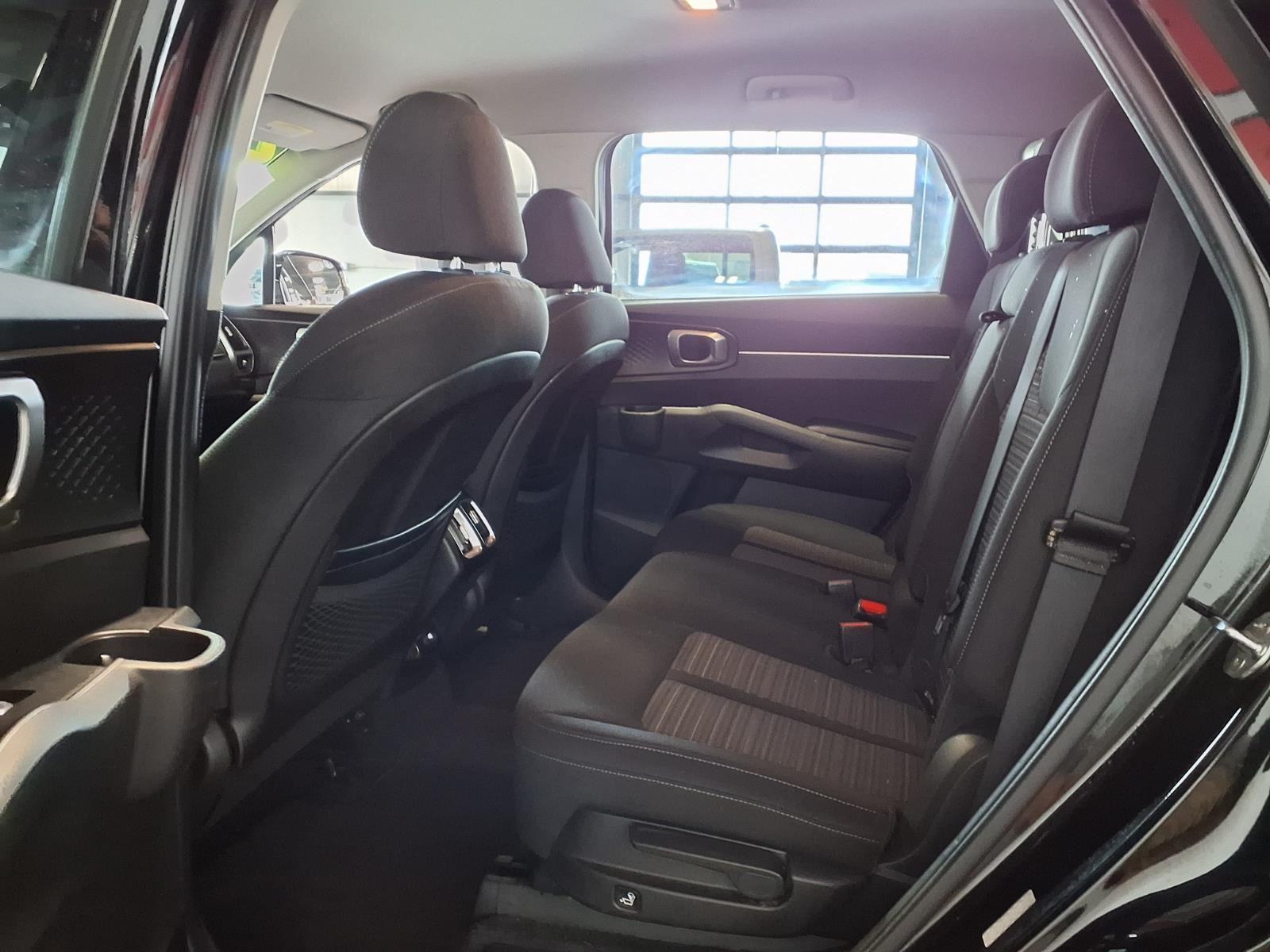 2022 Kia Sorento LX - Ebony Black exterior view 14